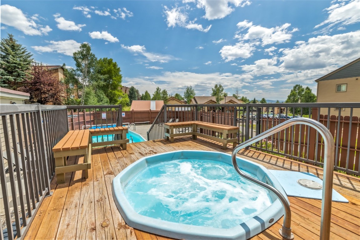 1565 Shadow Run Frontage B103