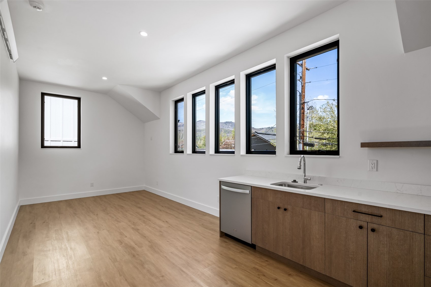 512 8th STREET