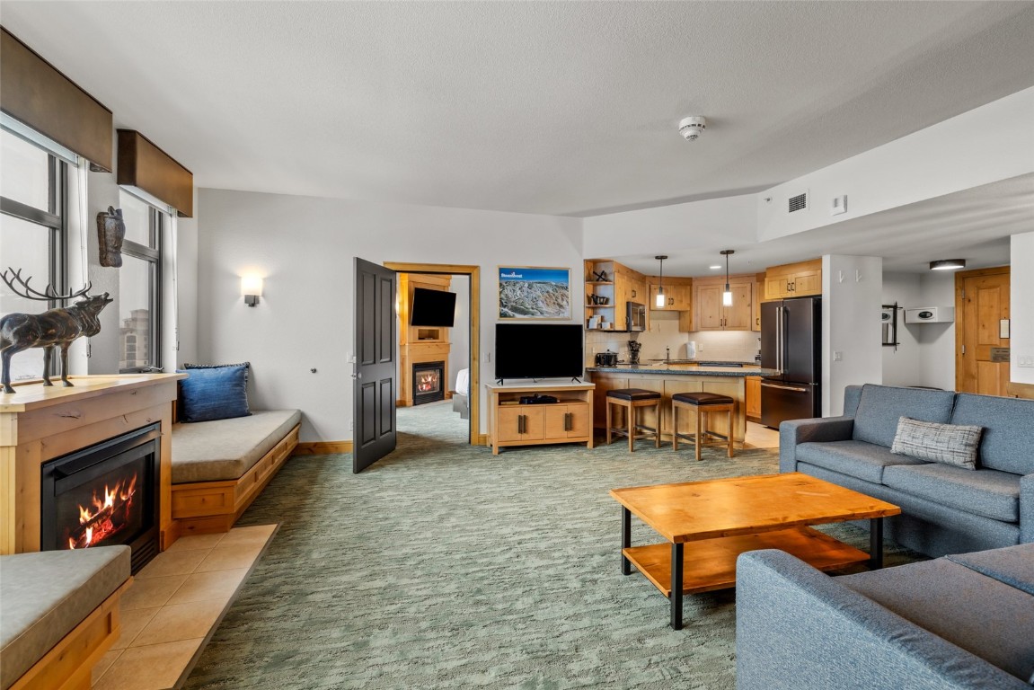 2300 Mount Werner CIRCLE 615