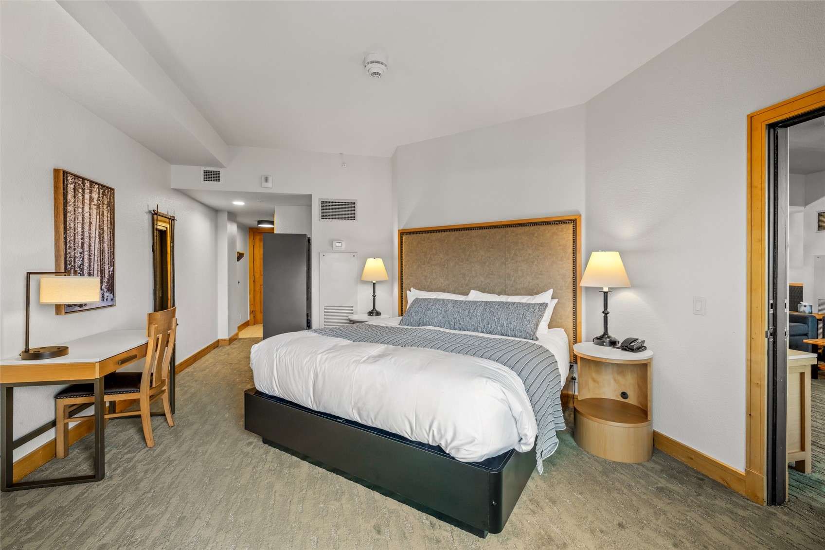 2300 Mount Werner CIRCLE 615