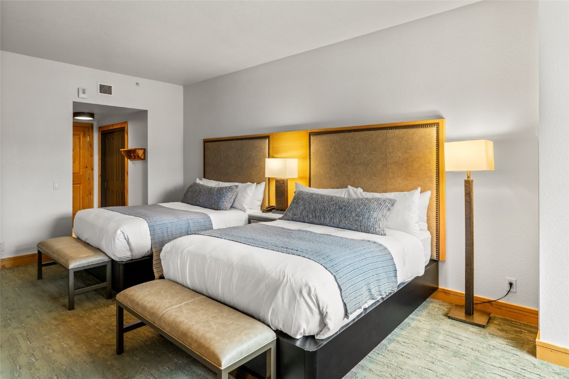 2300 Mount Werner CIRCLE 615