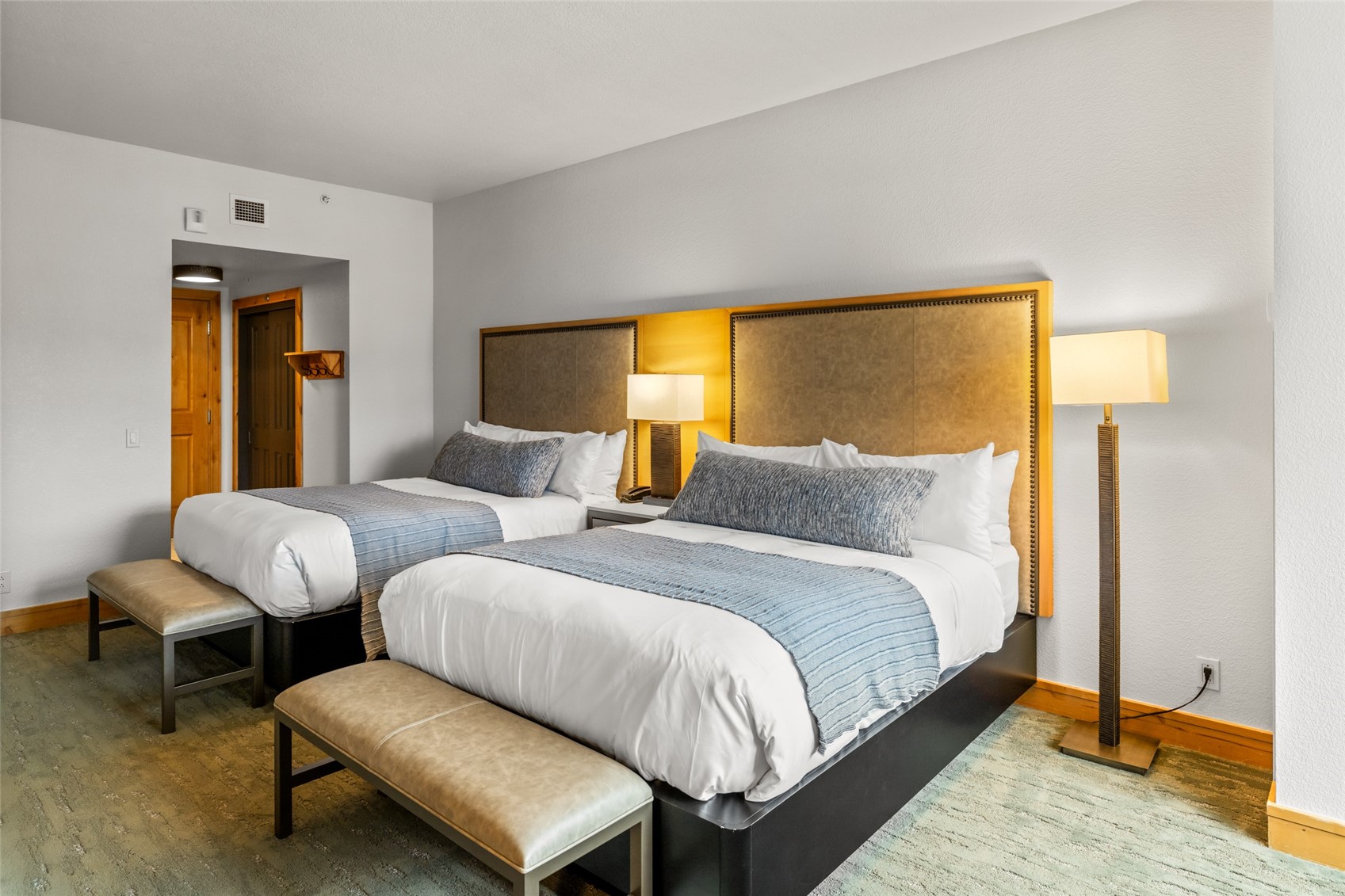 2300 Mount Werner CIRCLE 615