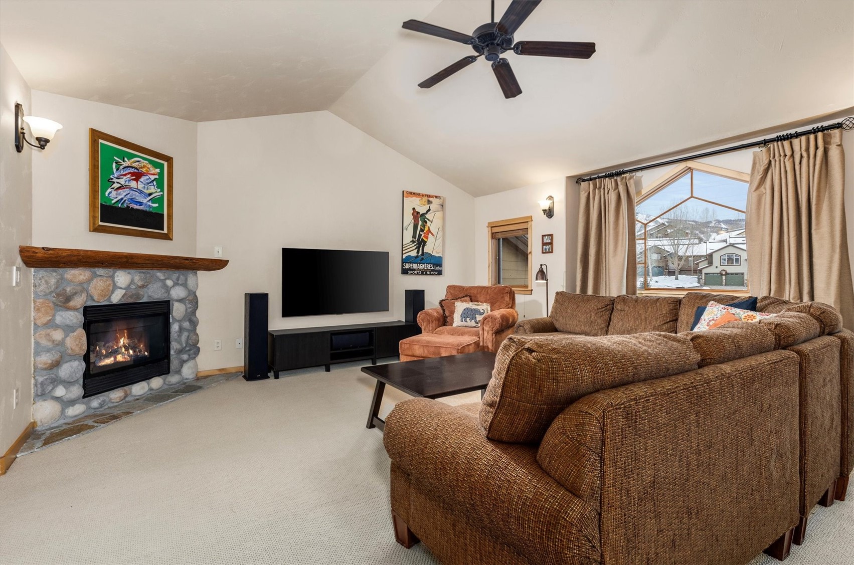 350 Parkview DRIVE 28