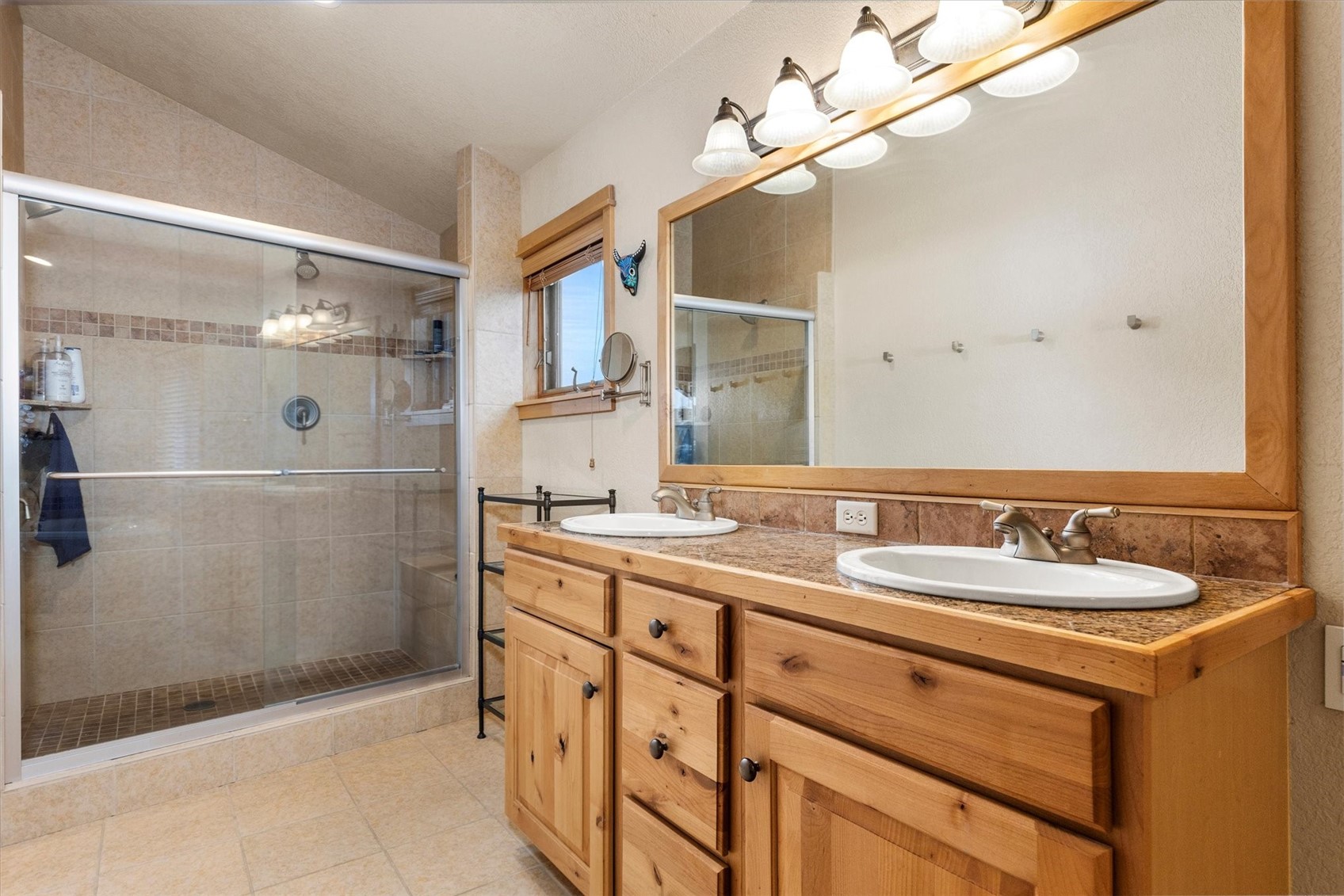 350 Parkview DRIVE 28