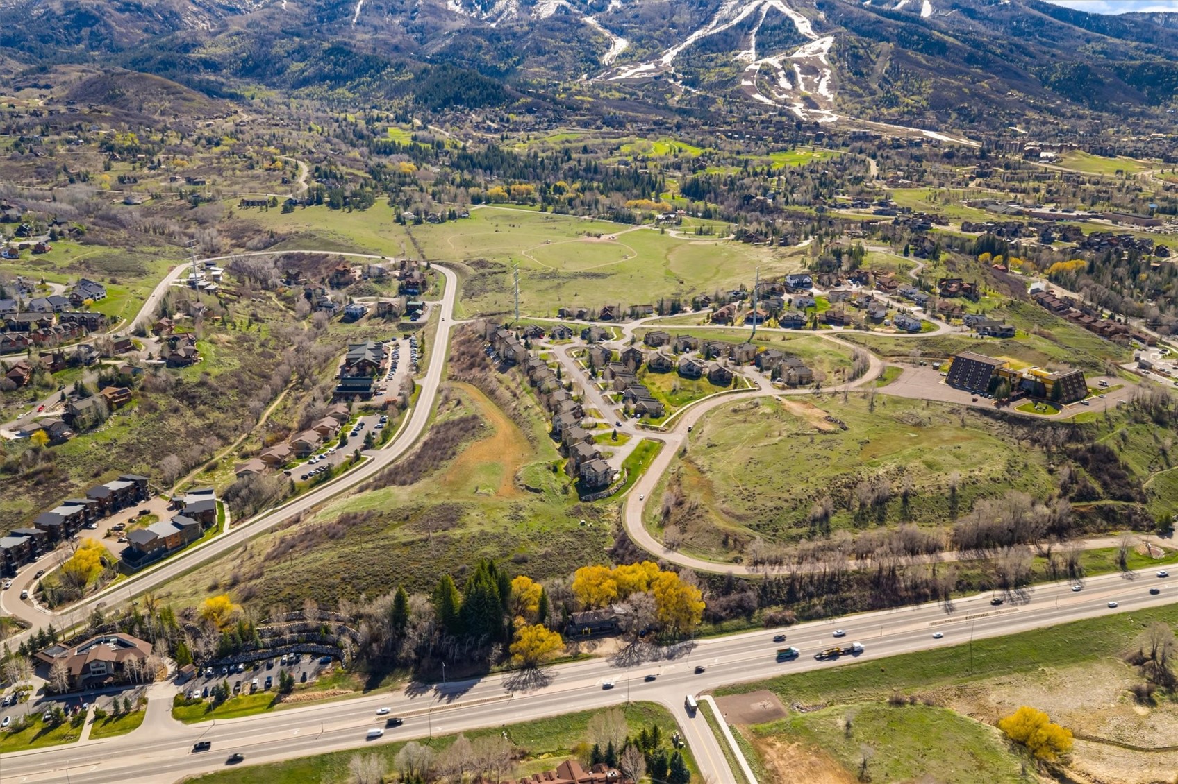350 Parkview DRIVE 28