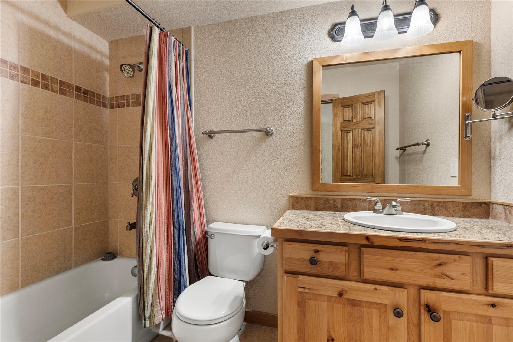 350 Parkview DRIVE 28