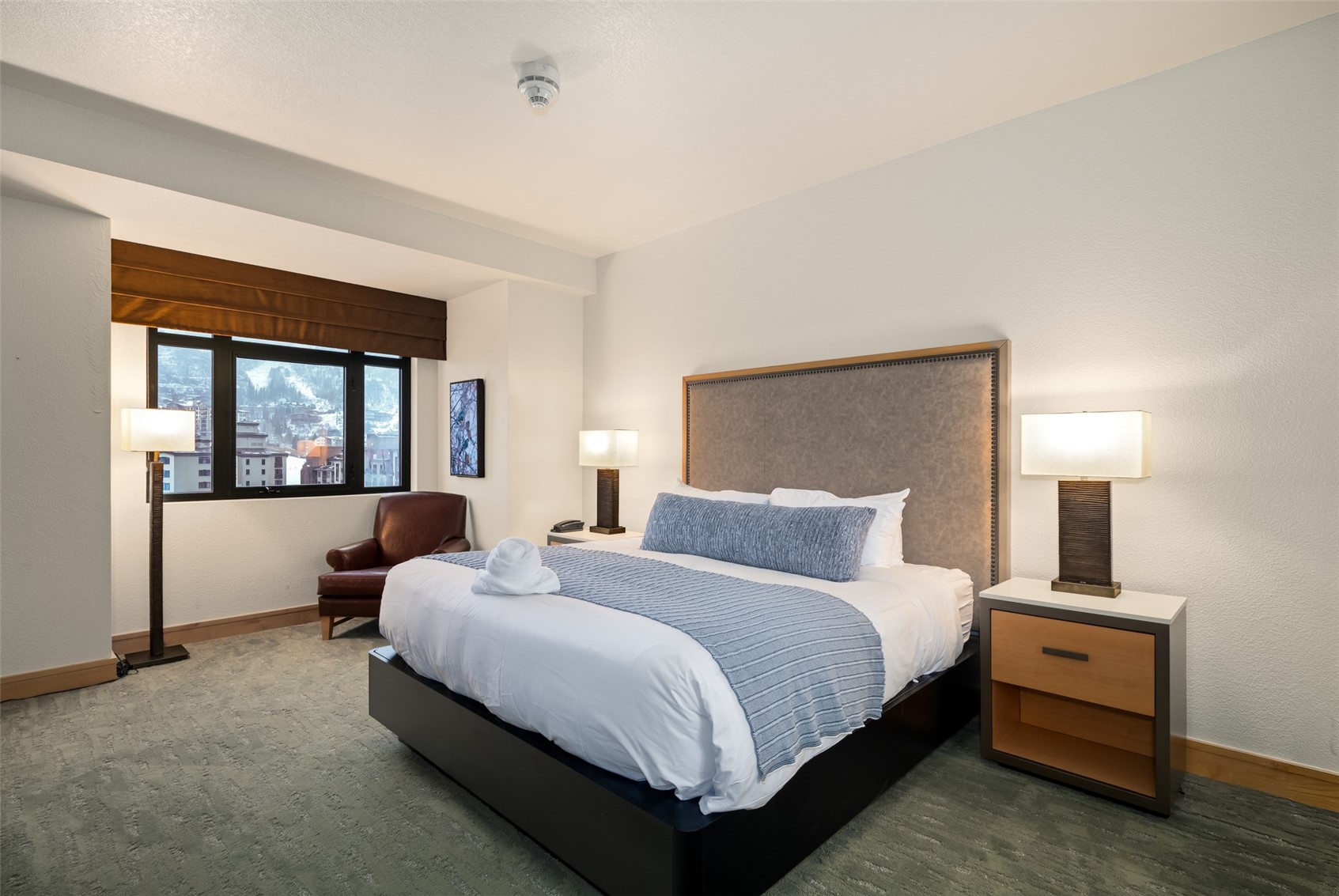 2300 Mount Werner CIRCLE 617/618