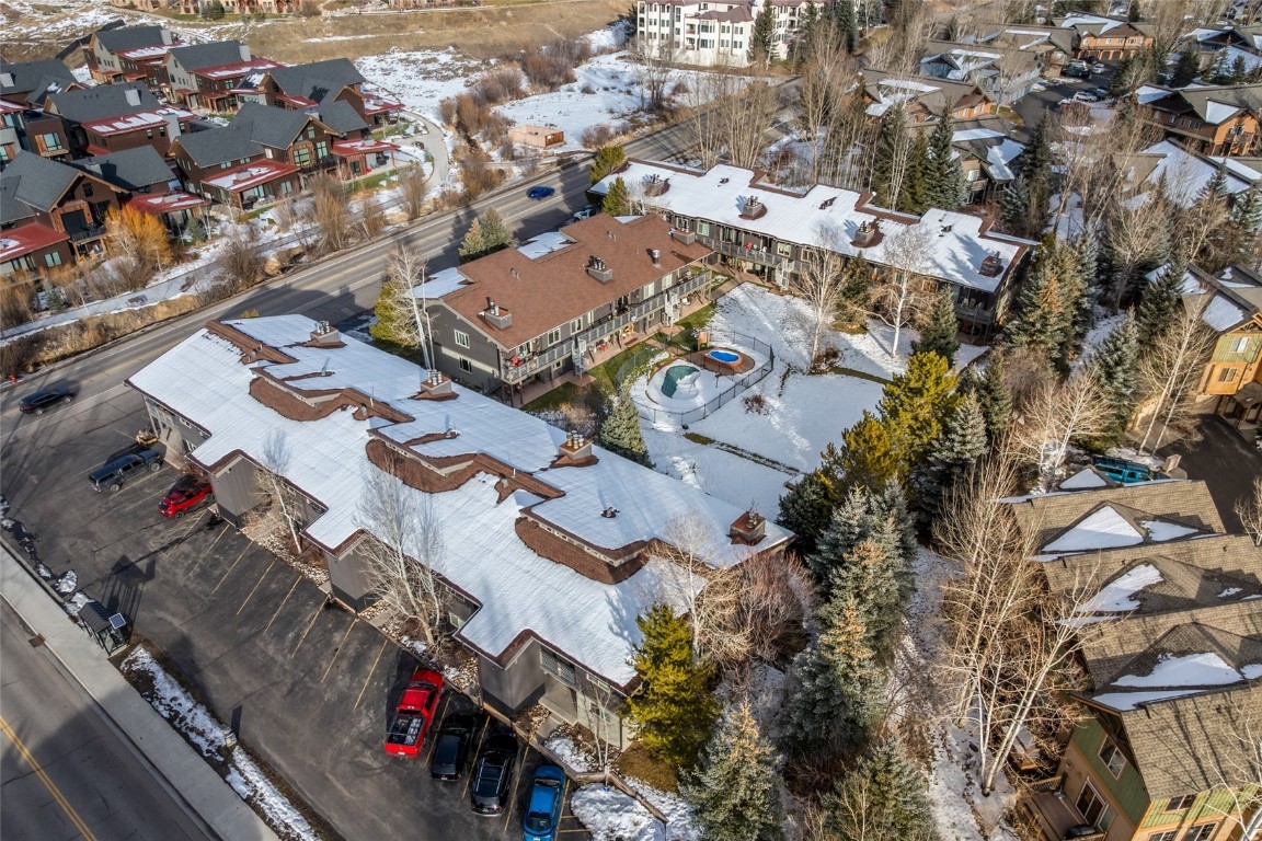 1375 Walton Creek ROAD 7