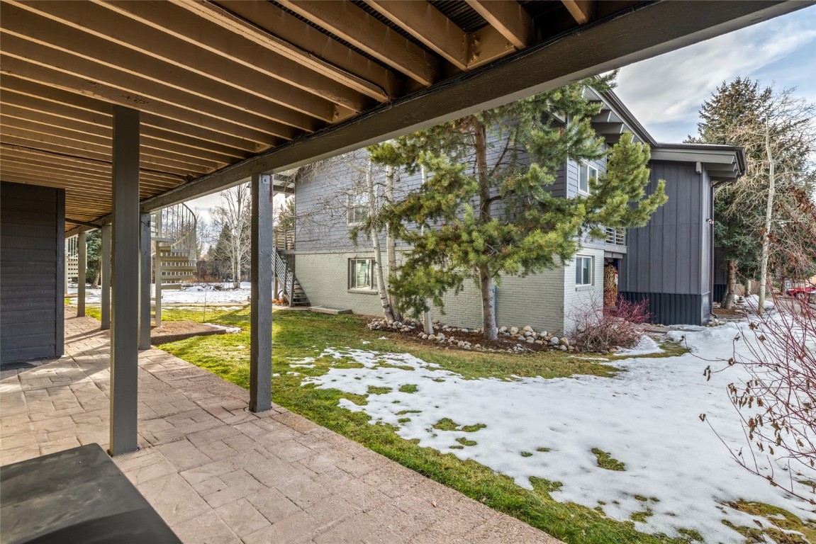 1375 Walton Creek ROAD 7