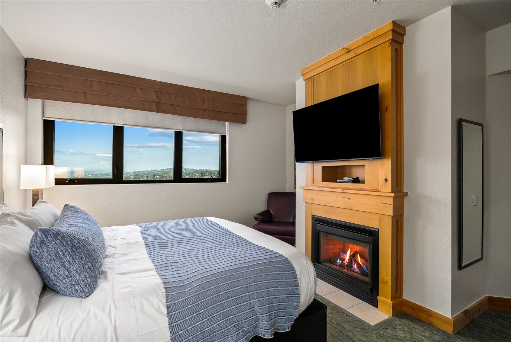 2300 Mount Werner CIRCLE 503/504