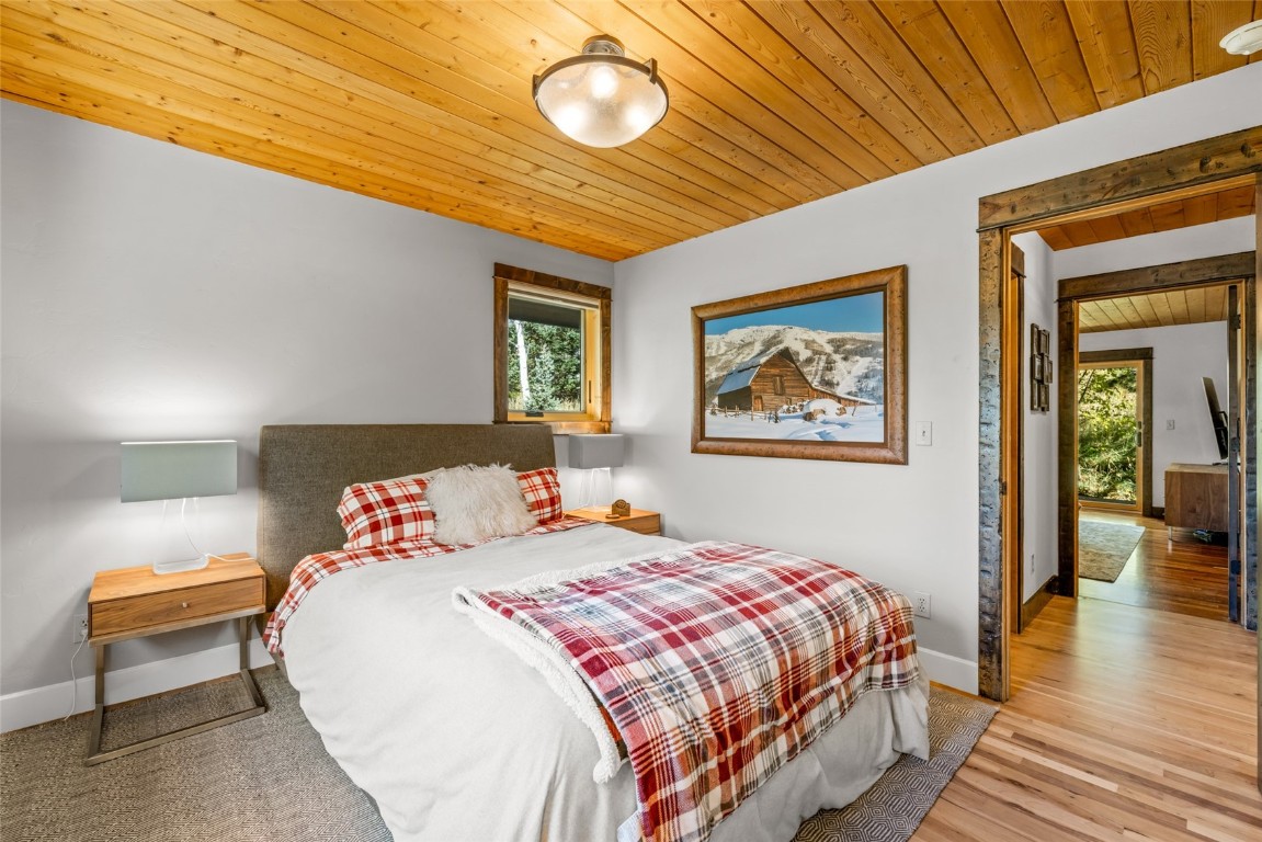 795 Spring Creek CIRCLE