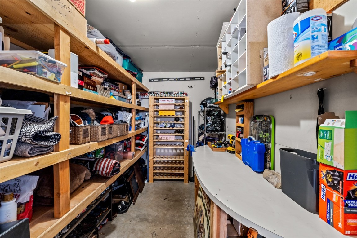 795 Spring Creek CIRCLE