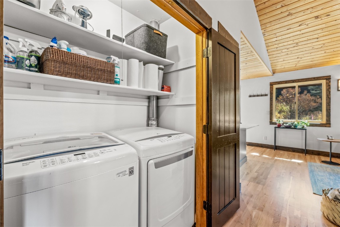 795 Spring Creek CIRCLE