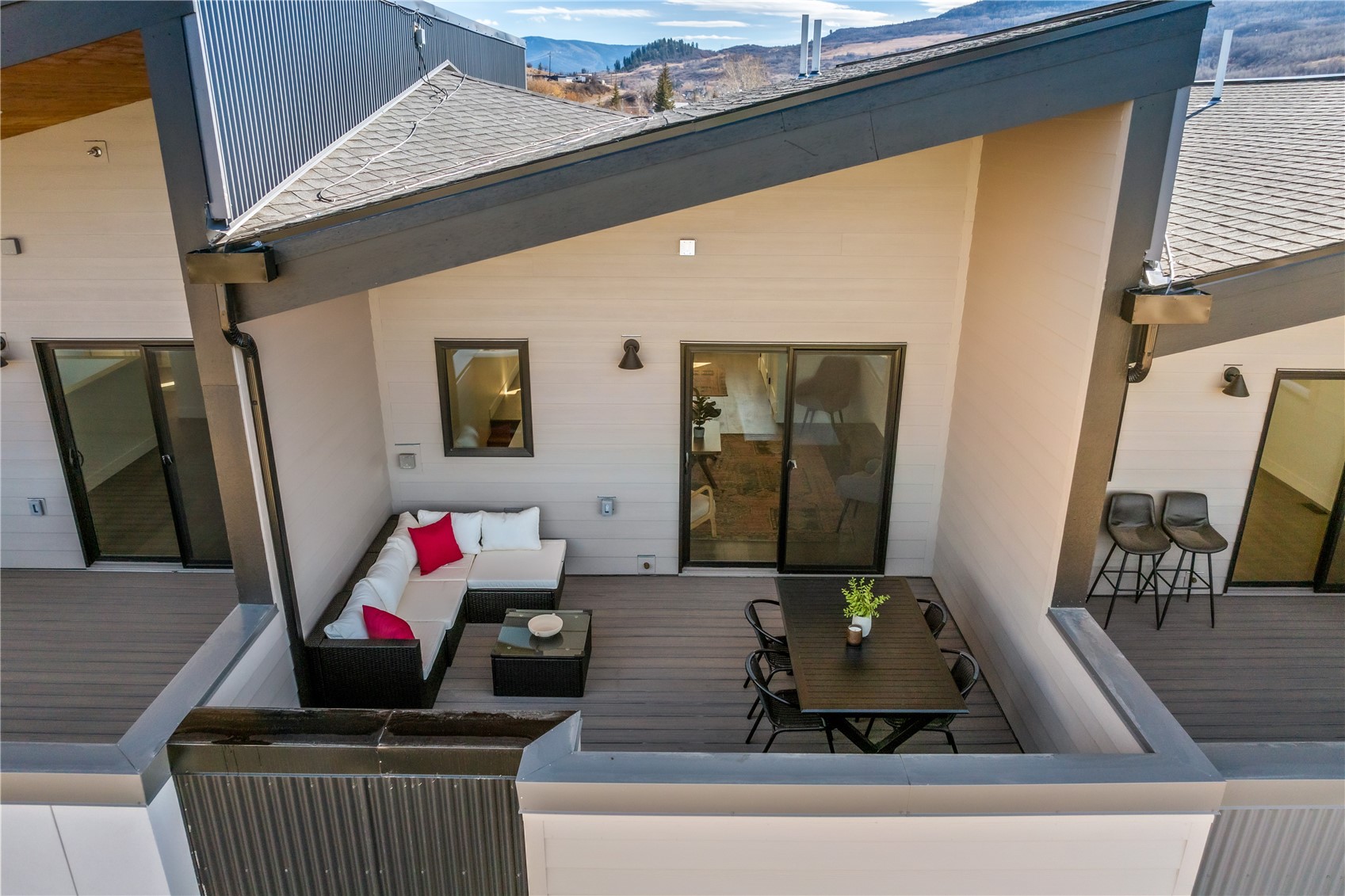 1859 Luna Lane 6