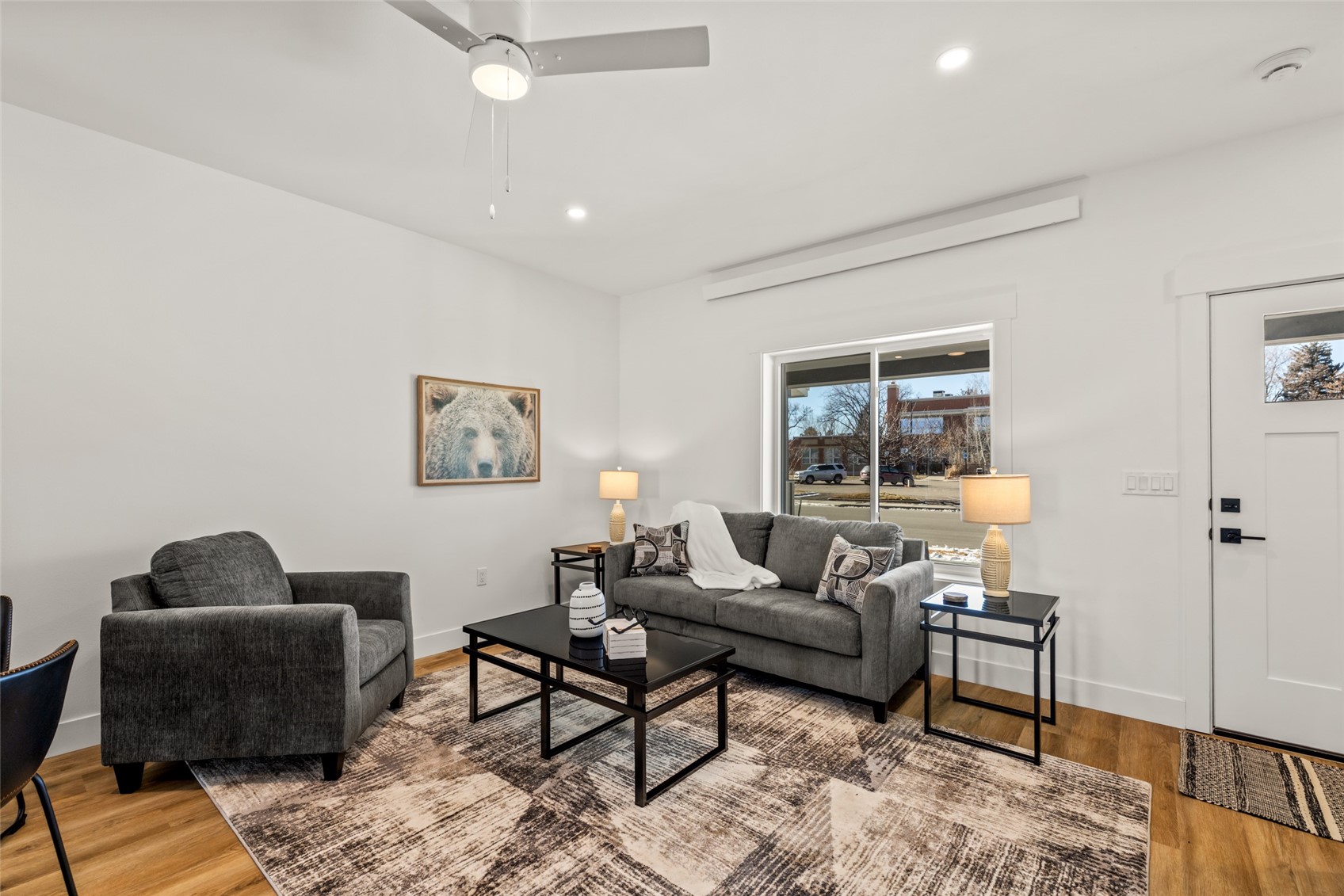 763 Russell STREET -