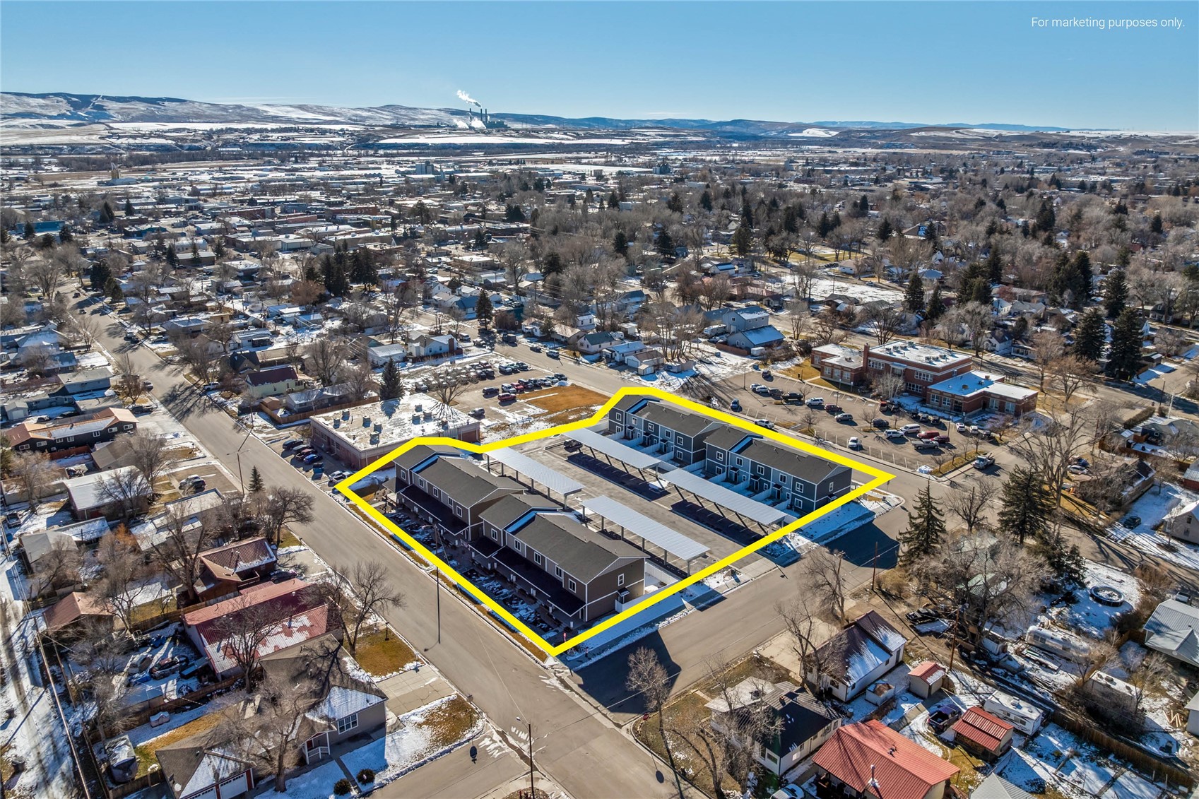 763 Russell STREET -