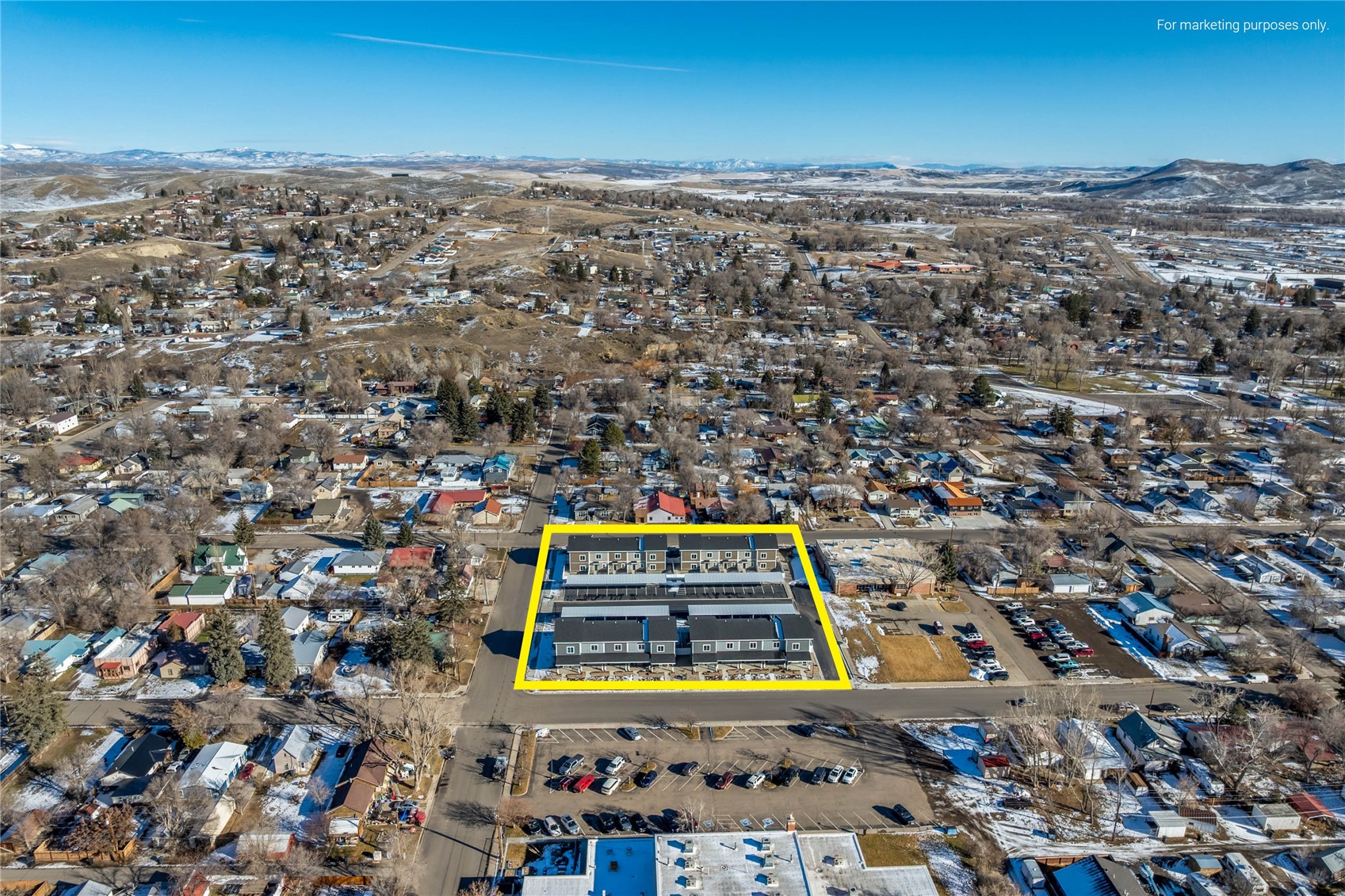 763 Russell STREET -
