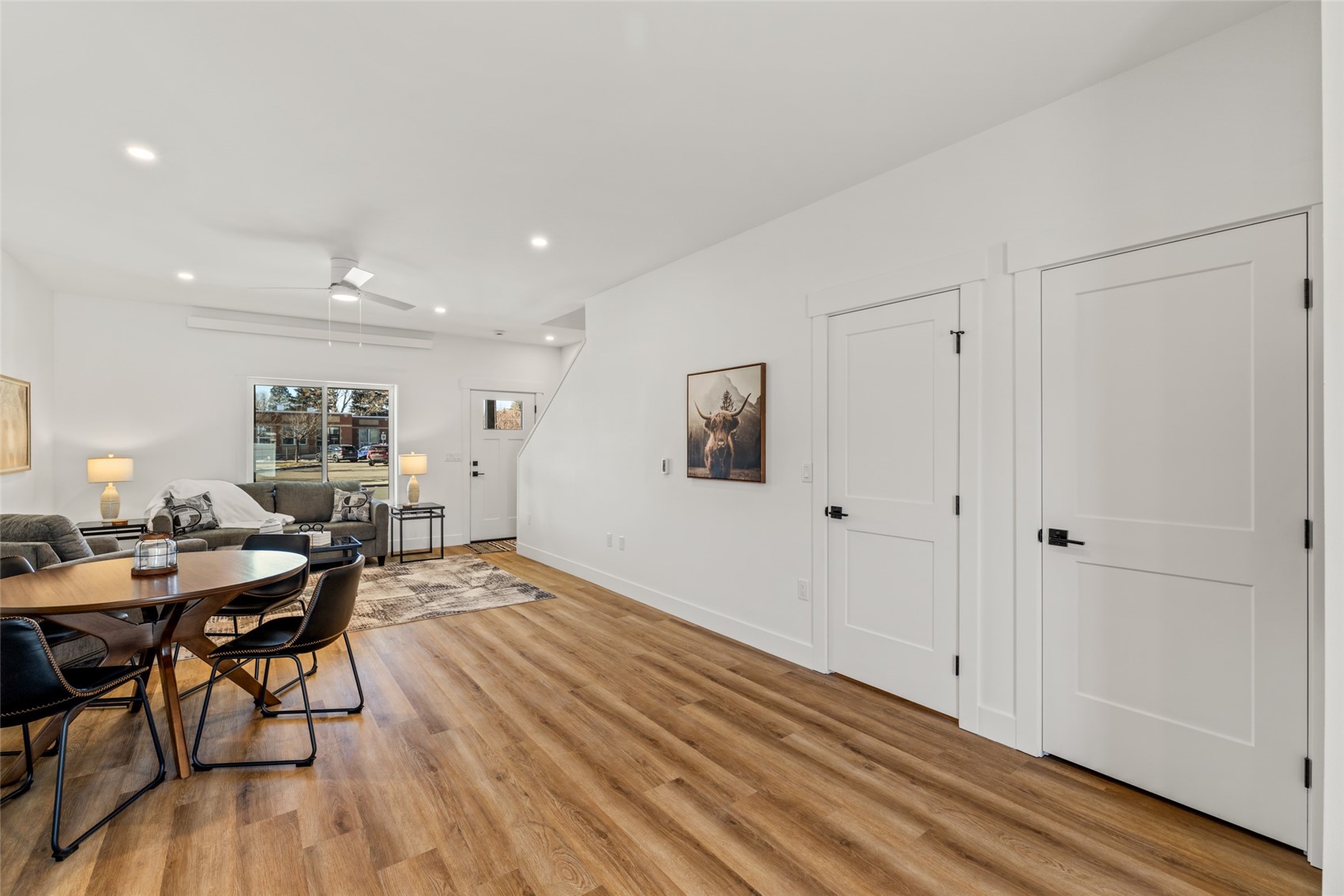763 Russell STREET -