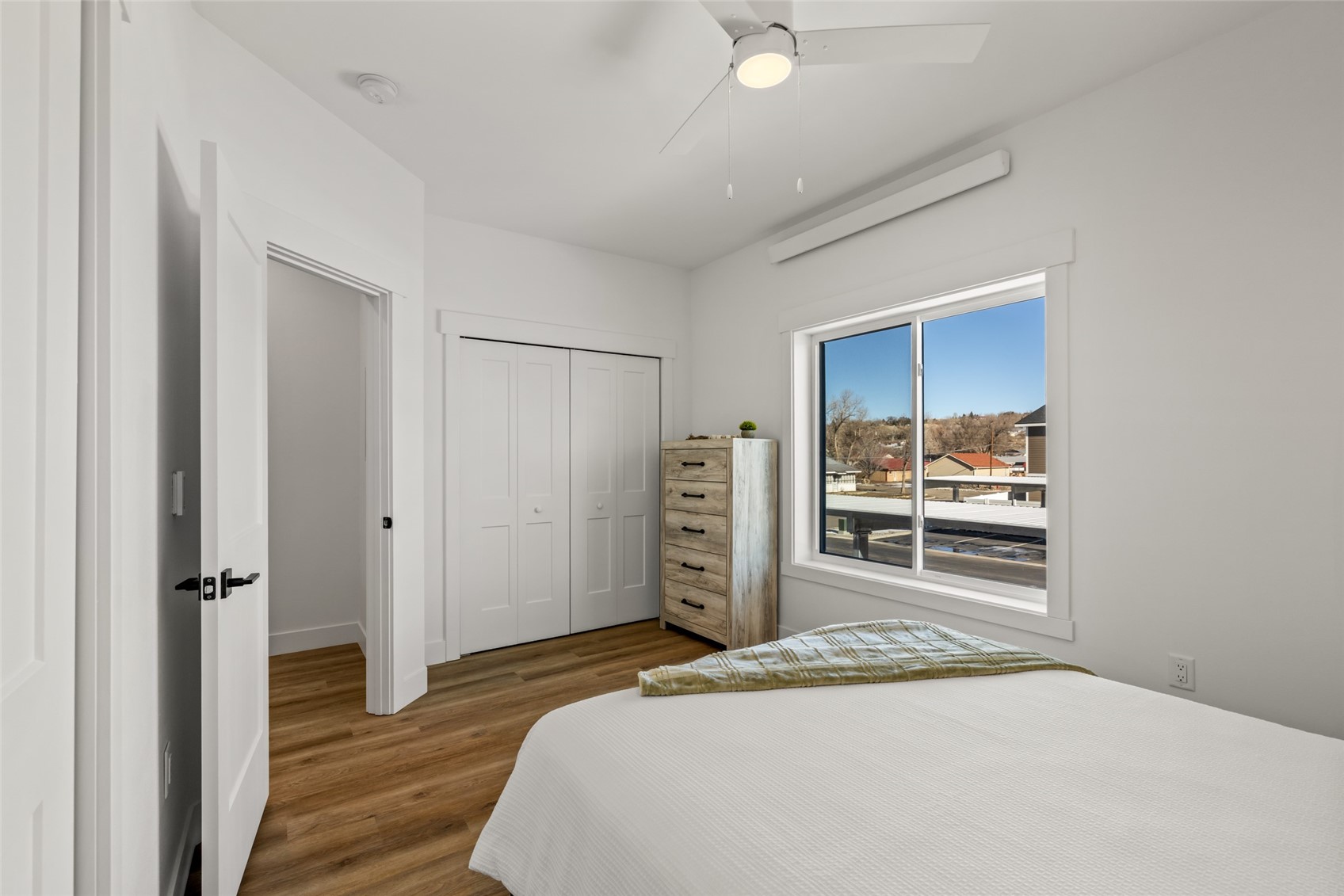 763 Russell STREET -