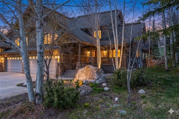 1462 Clubhouse DRIVE