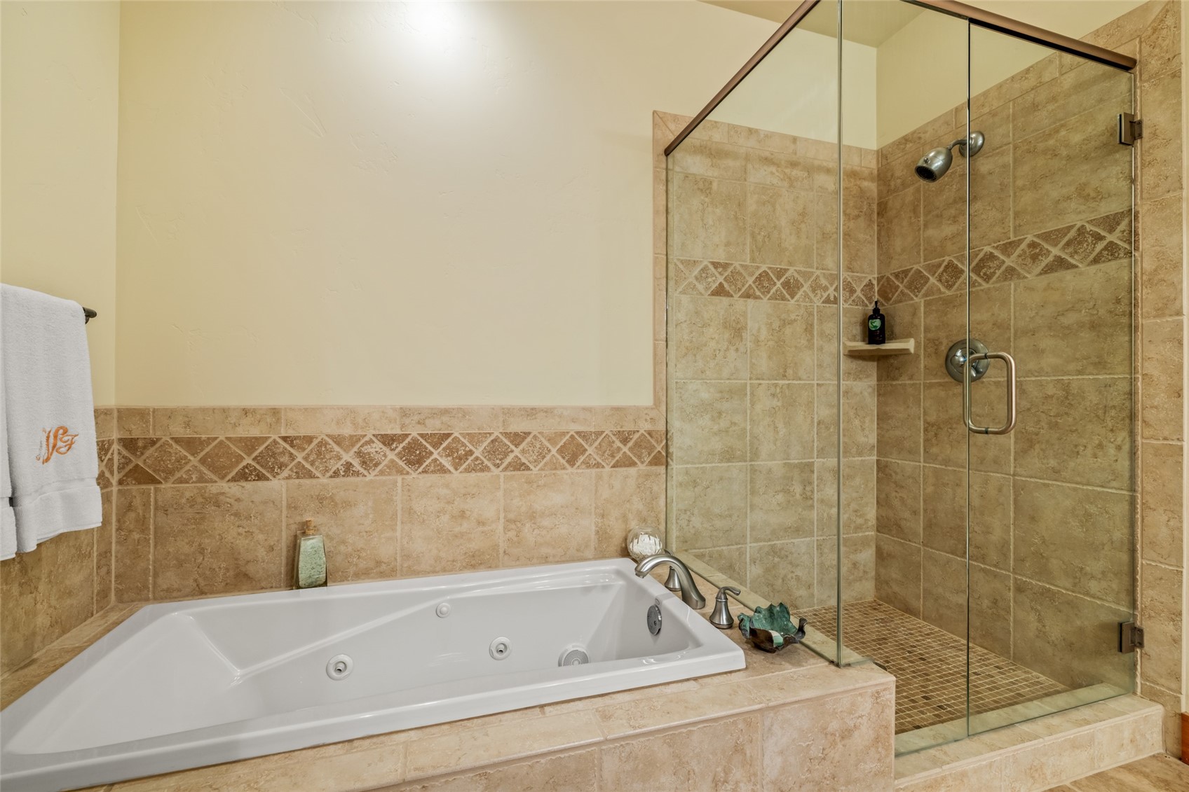 1462 Clubhouse DRIVE