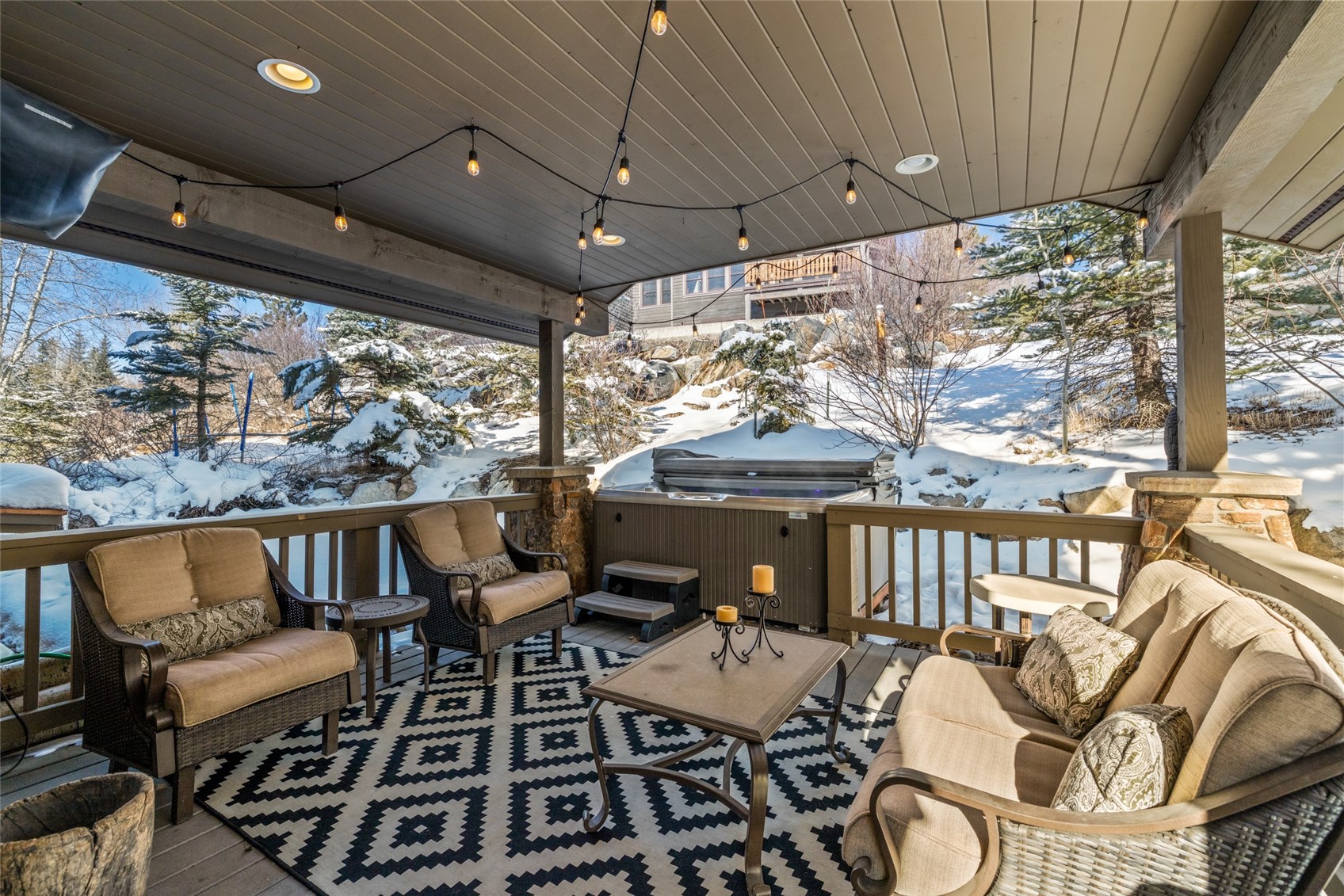 1462 Clubhouse DRIVE