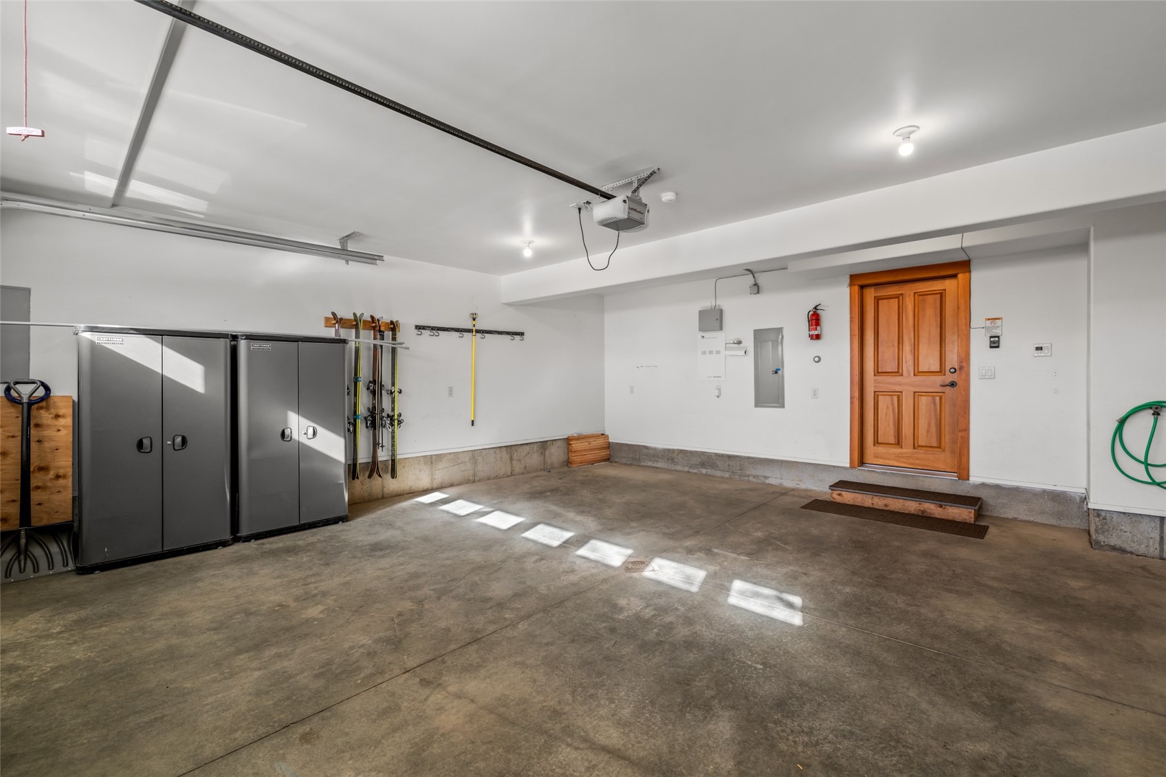 1462 Clubhouse DRIVE