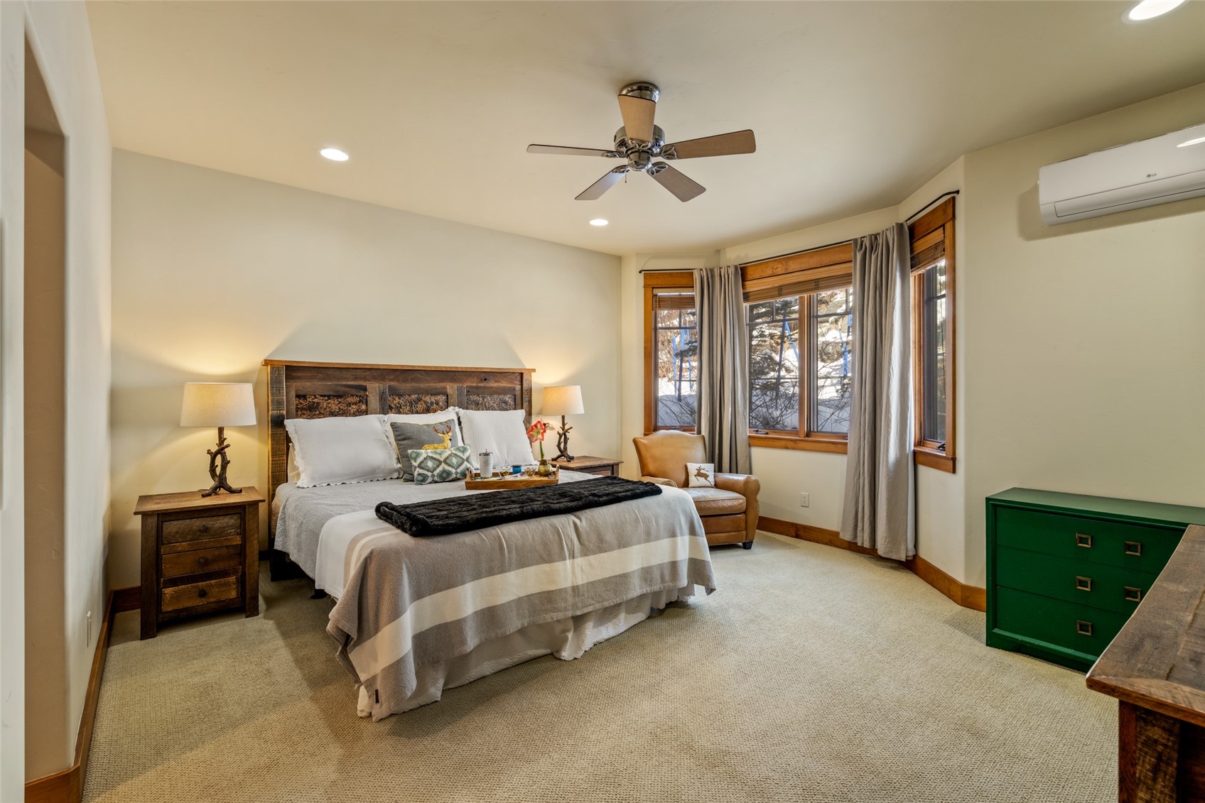 1462 Clubhouse DRIVE