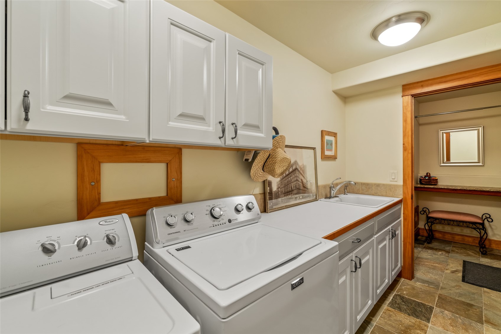 1462 Clubhouse DRIVE