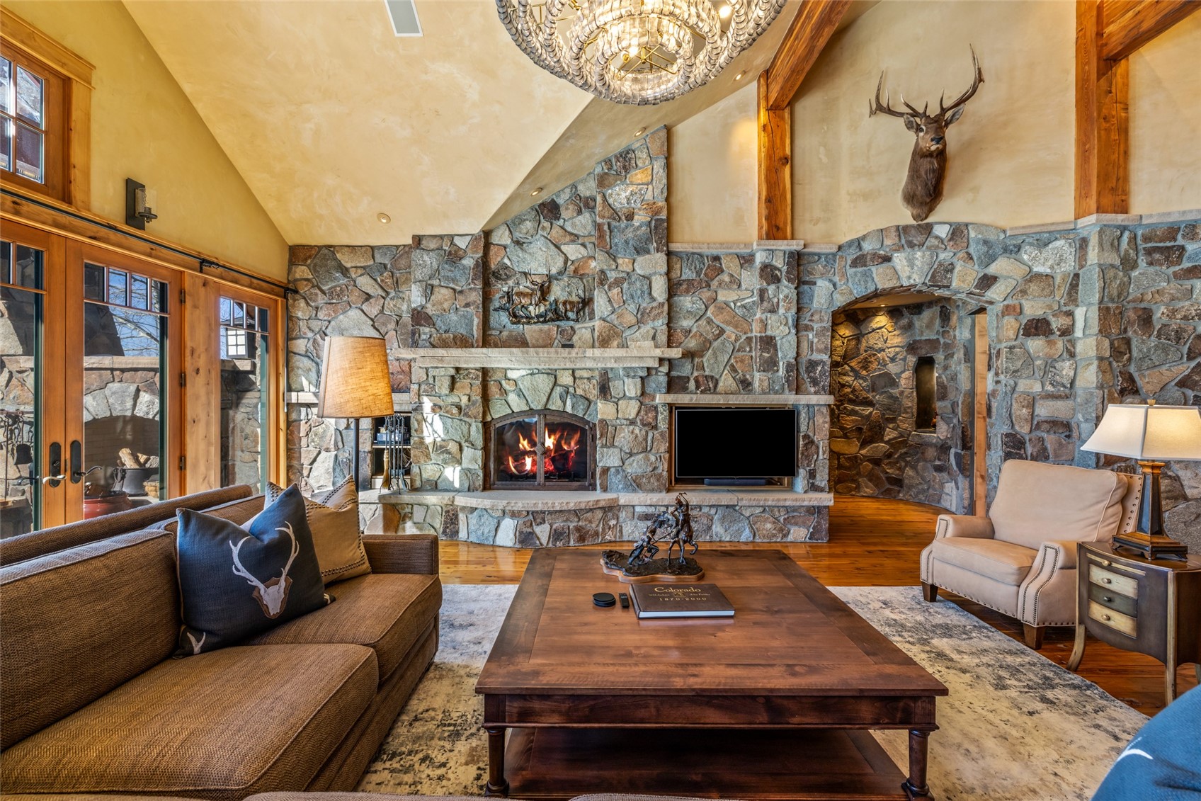 33800 Catamount DRIVE