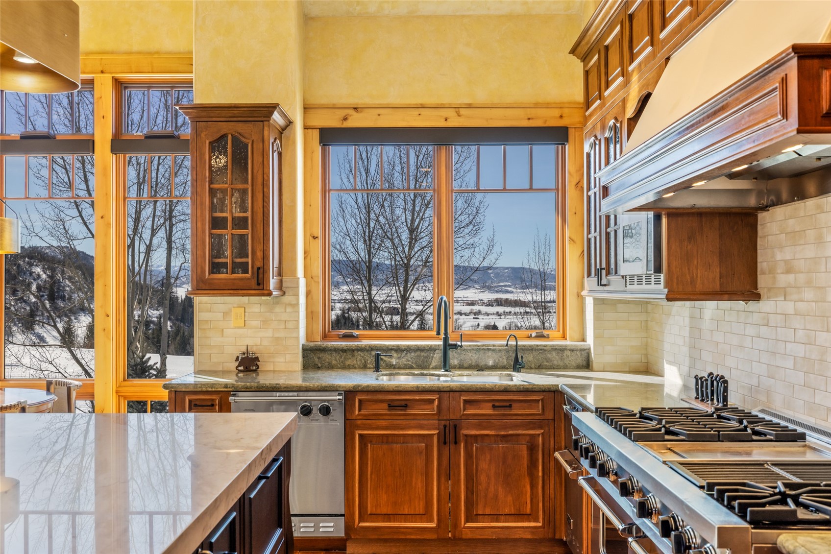 33800 Catamount DRIVE