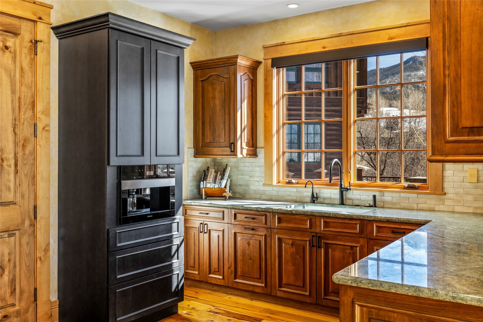 33800 Catamount DRIVE