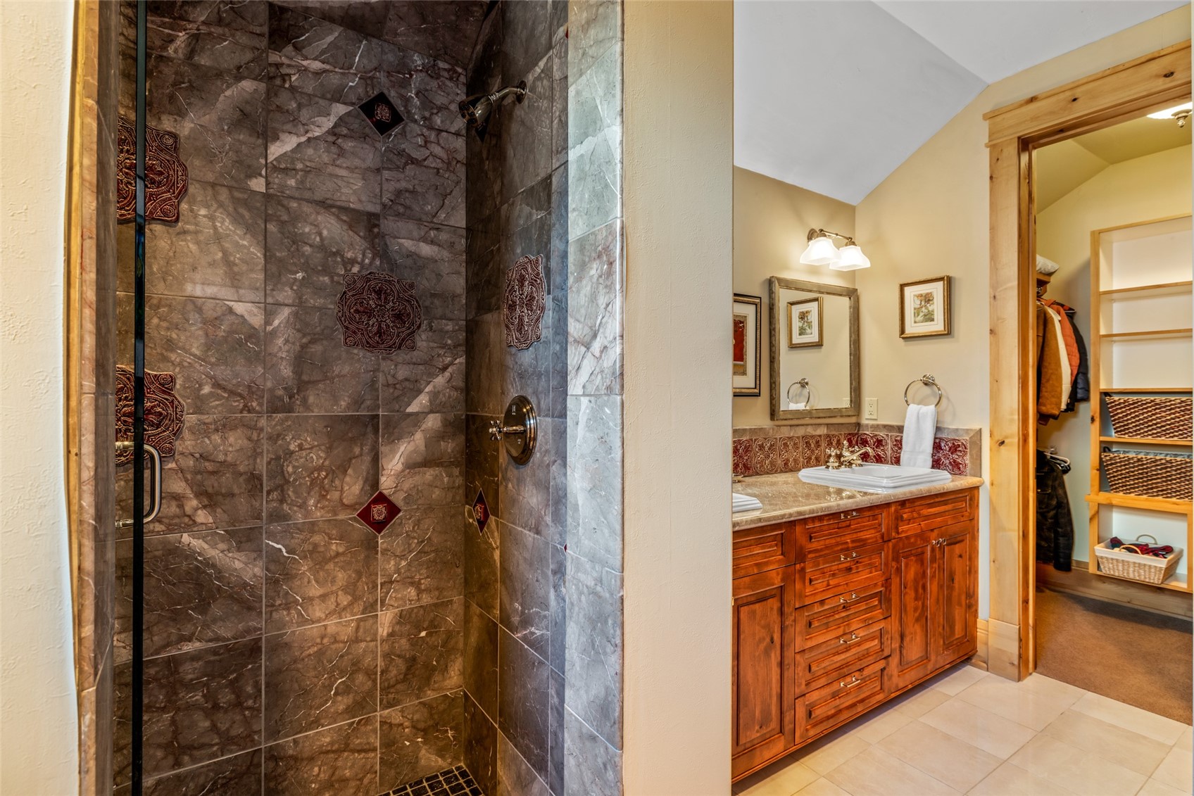 33800 Catamount DRIVE