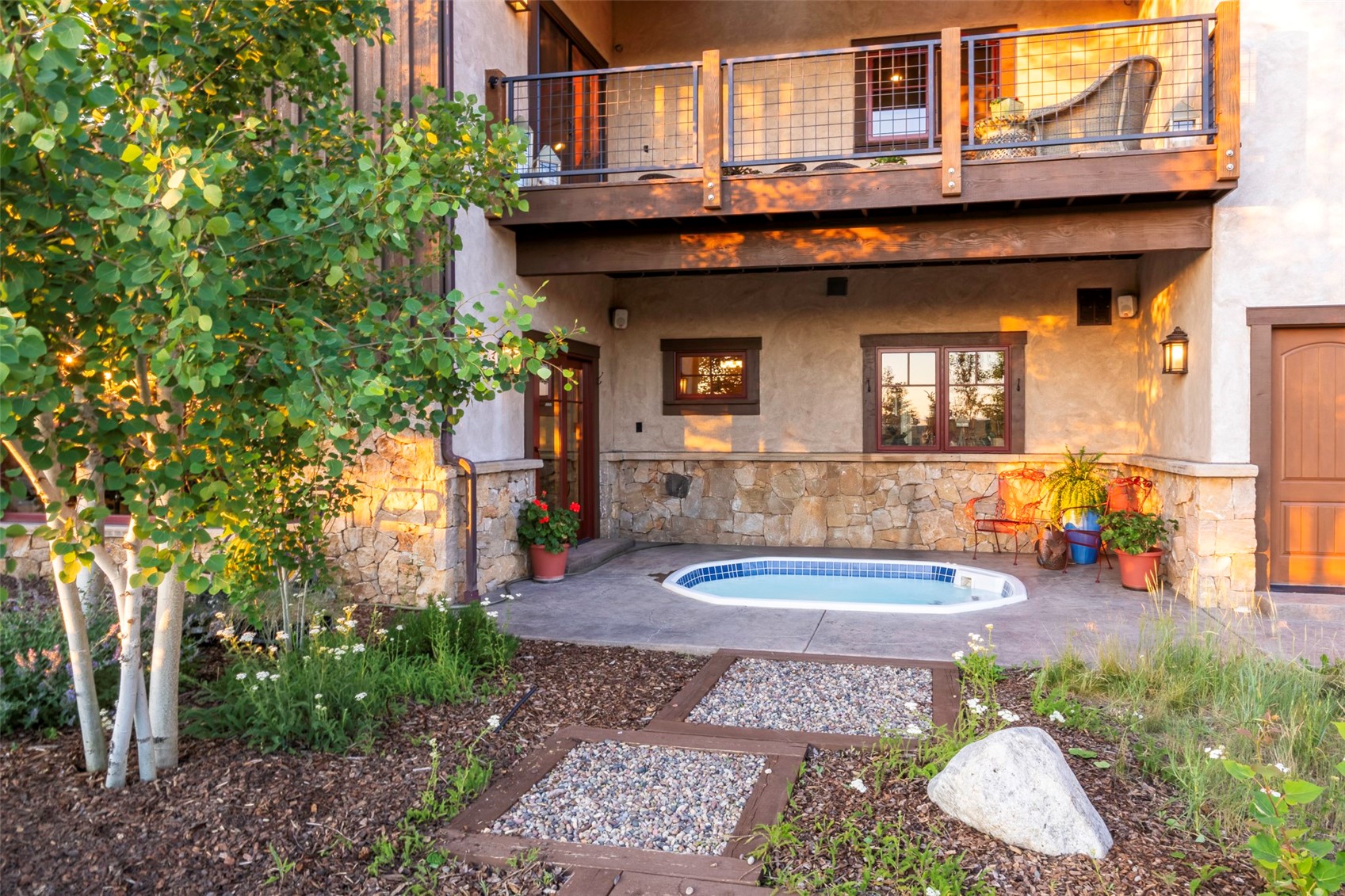 33250 Ravenswood LANE