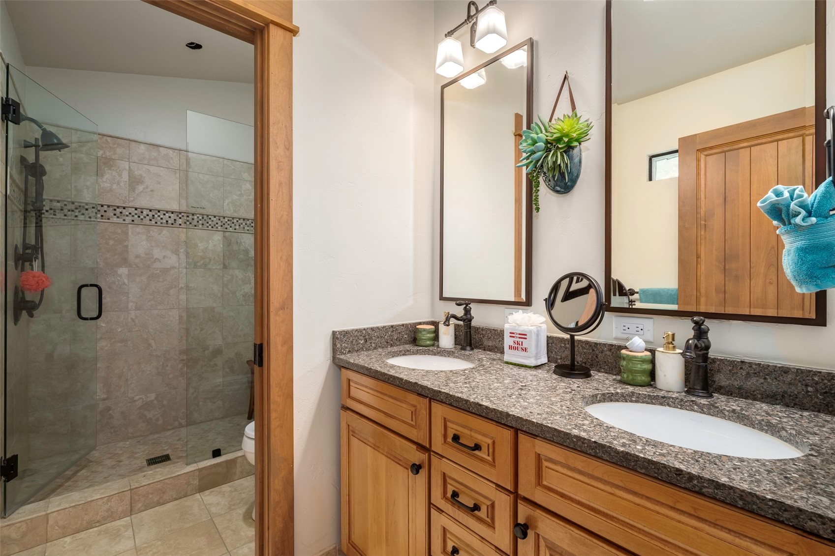 33250 Ravenswood LANE