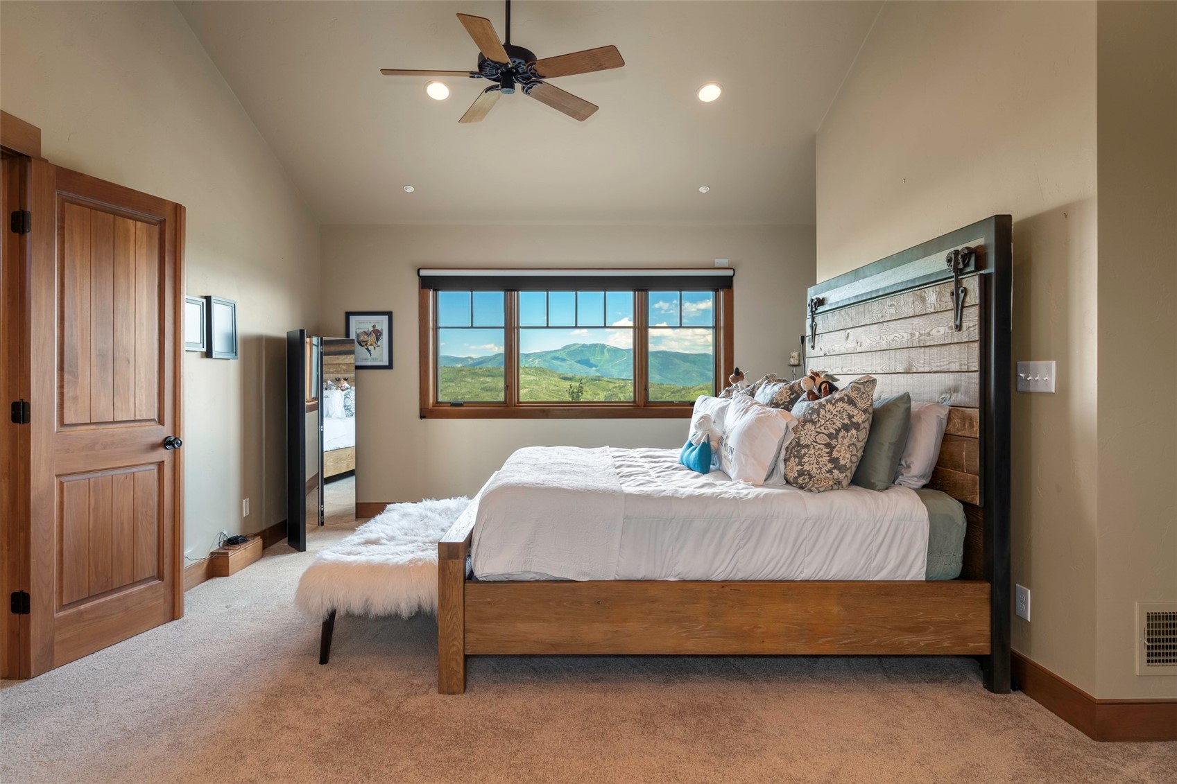 33250 Ravenswood LANE