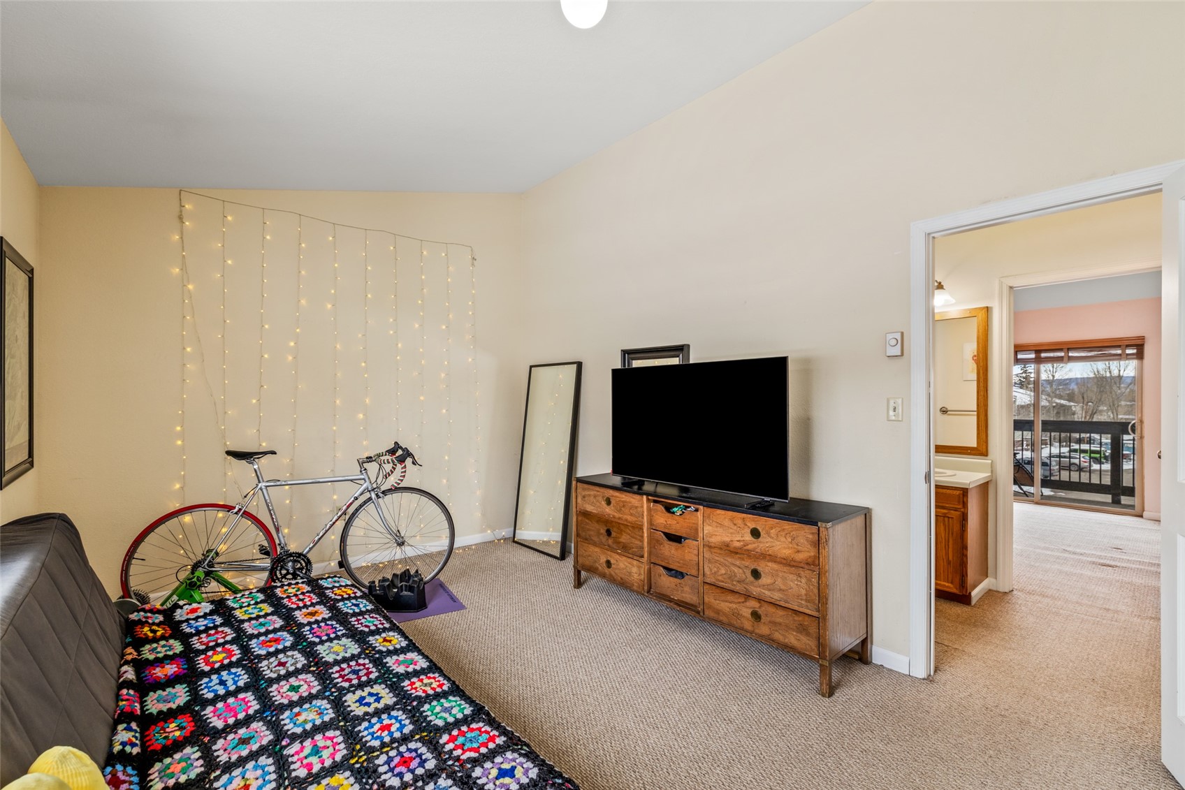 1360 Skyview LANE A8