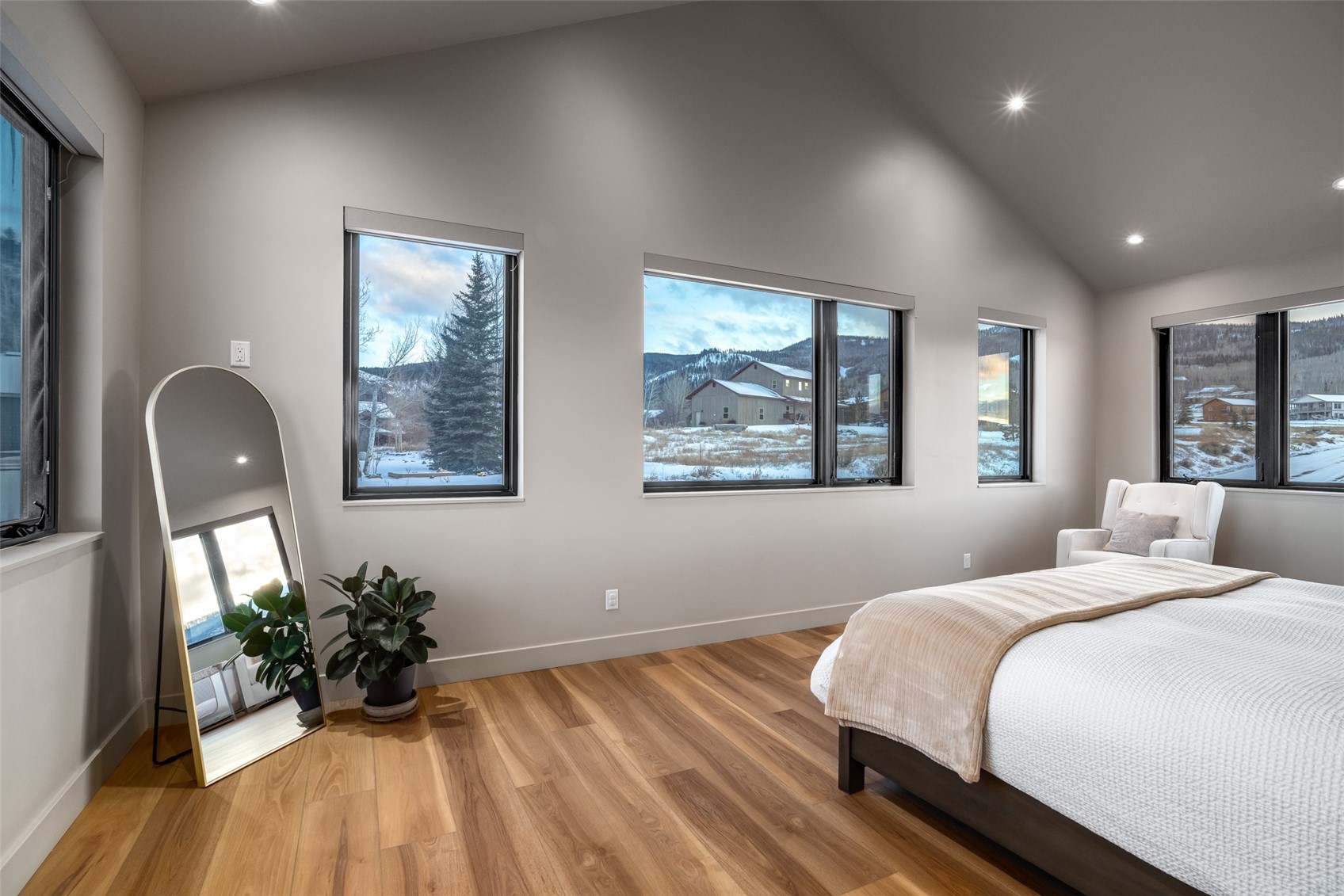 23395 Stageline AVENUE