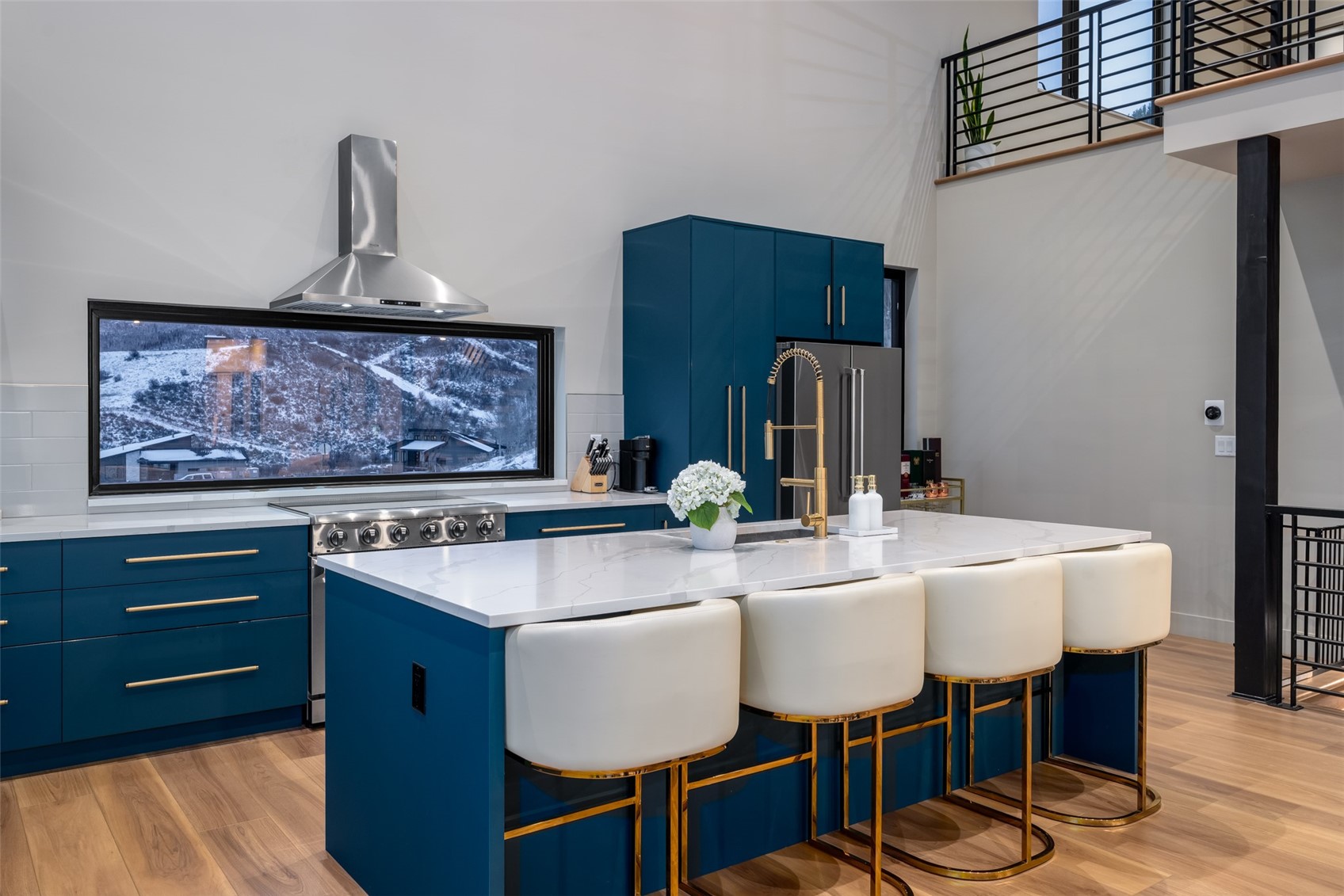 23395 Stageline AVENUE