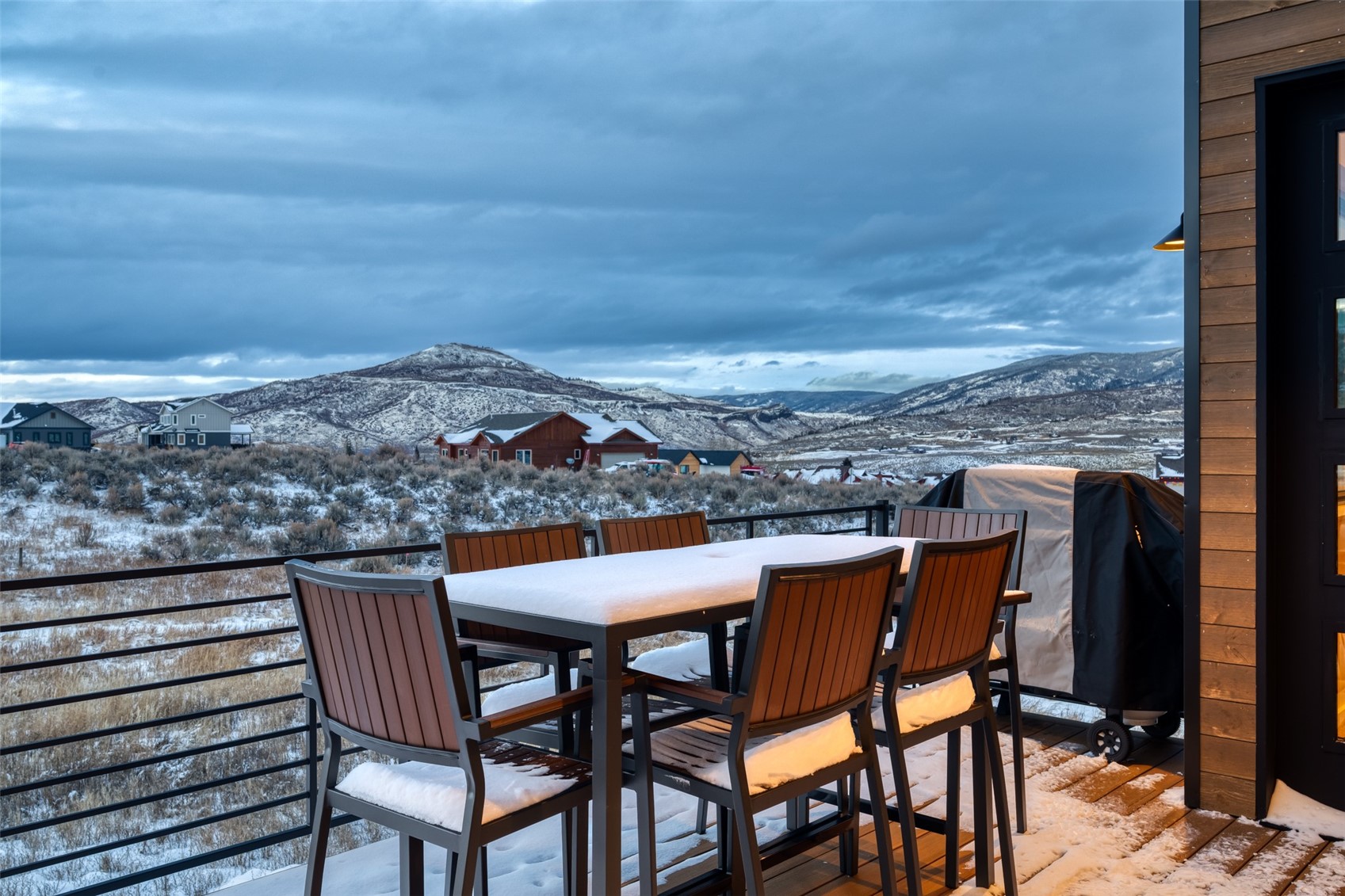 23395 Stageline AVENUE