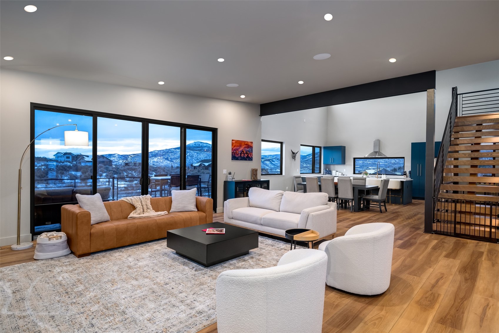 23395 Stageline AVENUE