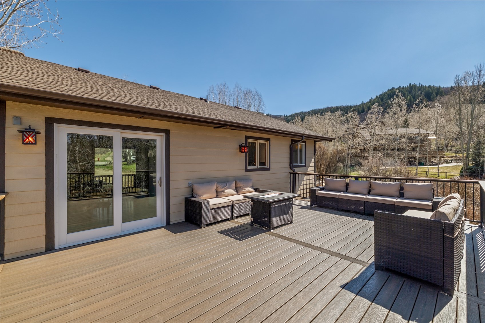 3401 Apres Ski WAY