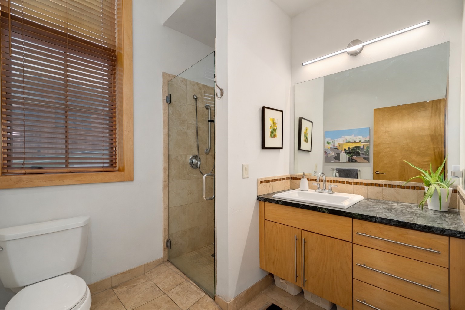 601 Lincoln AVENUE R1A