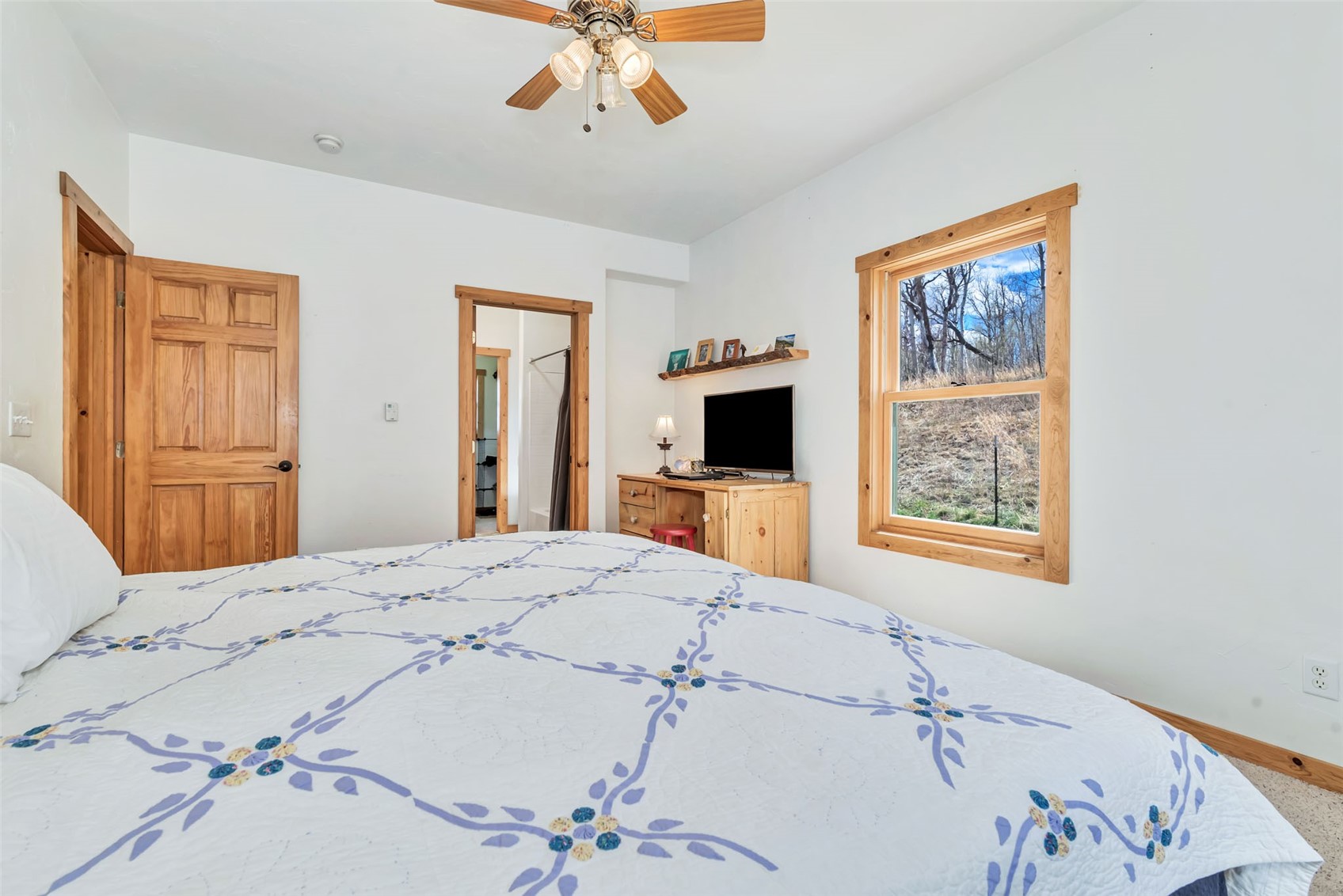 24425 Rawhide TRAIL