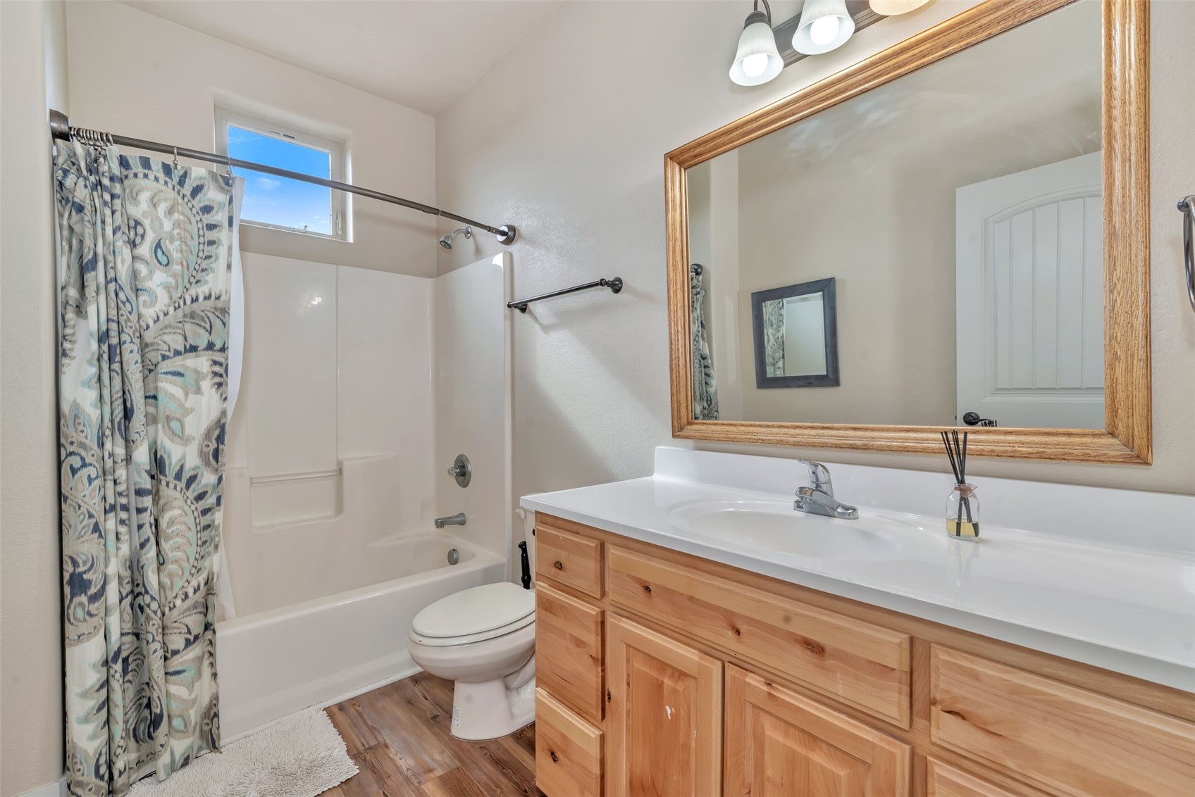182 S 6th STREET -