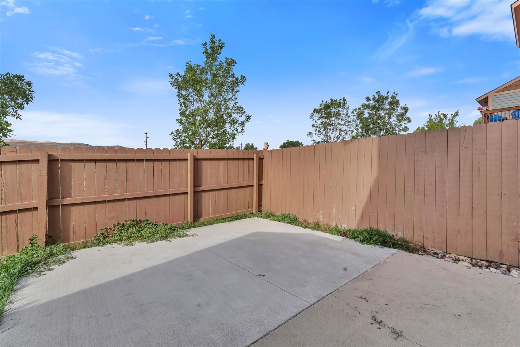 182 S 6th STREET -