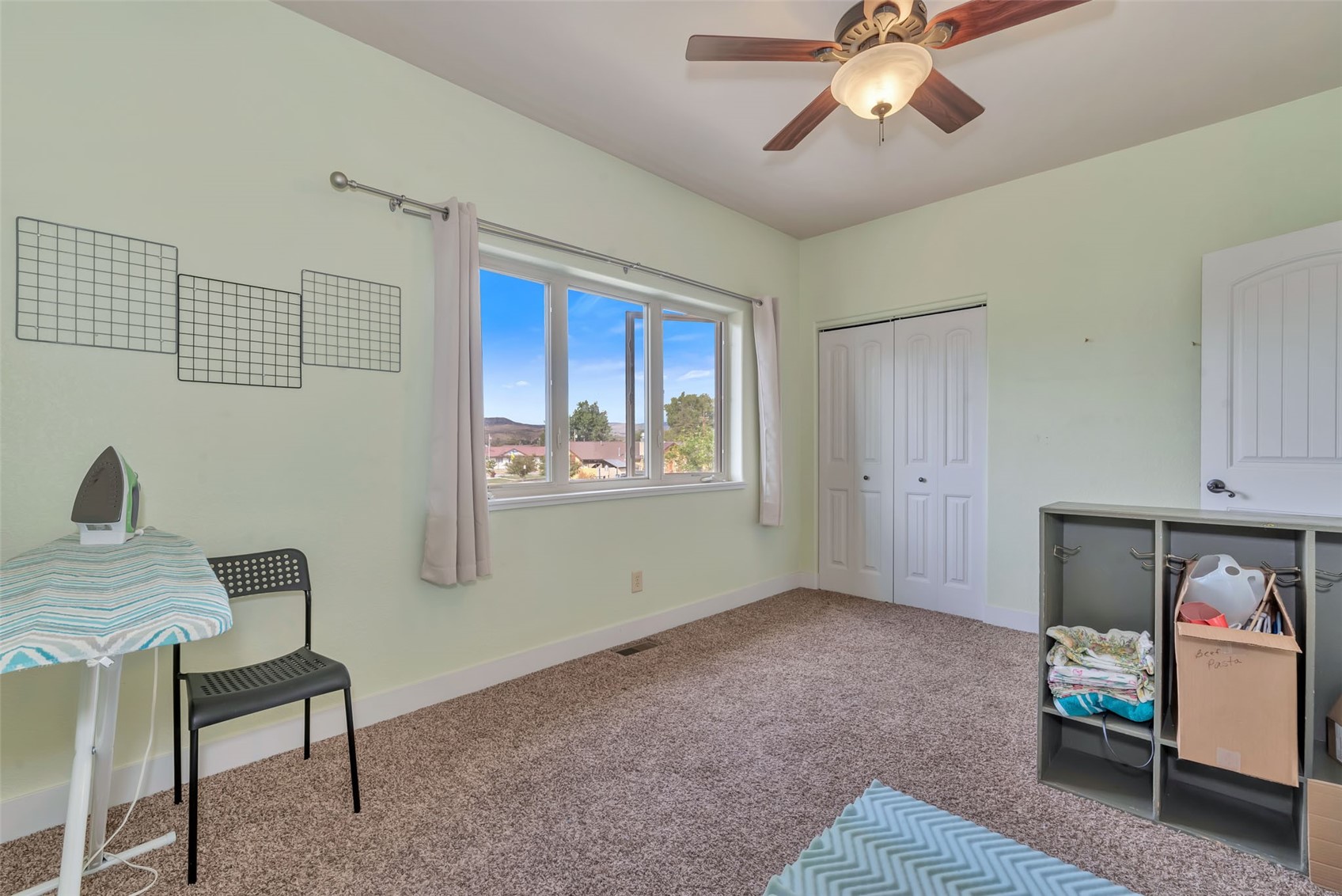 182 S 6th STREET -