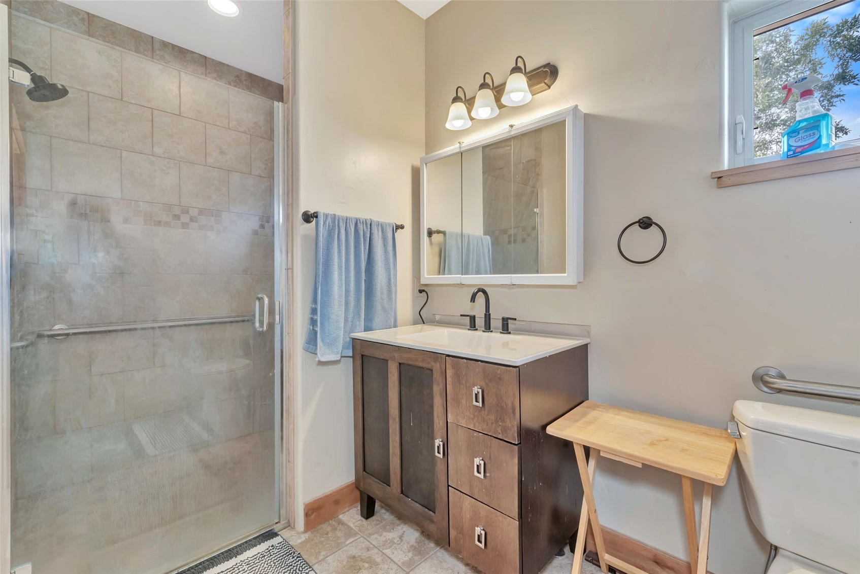 182 S 6th STREET -