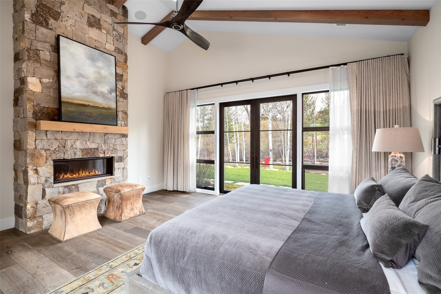1375 Secluded COURT