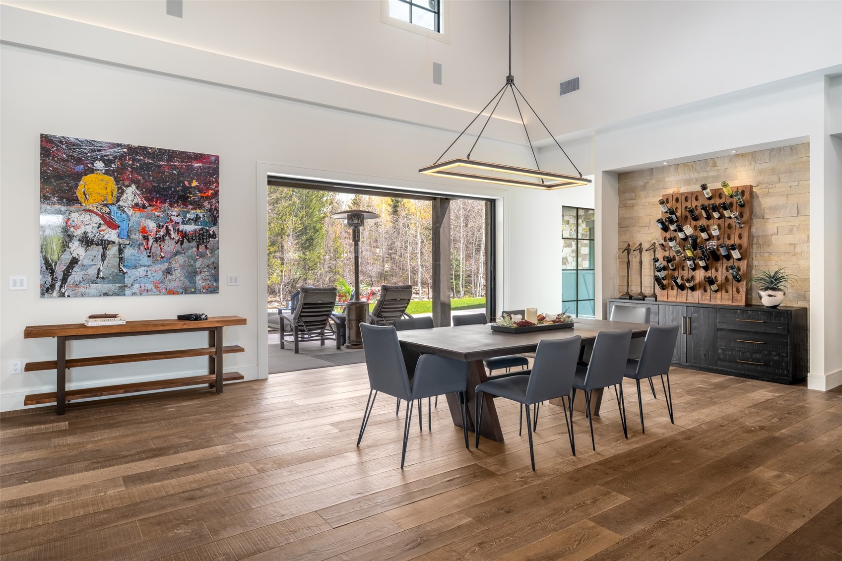 1375 Secluded COURT
